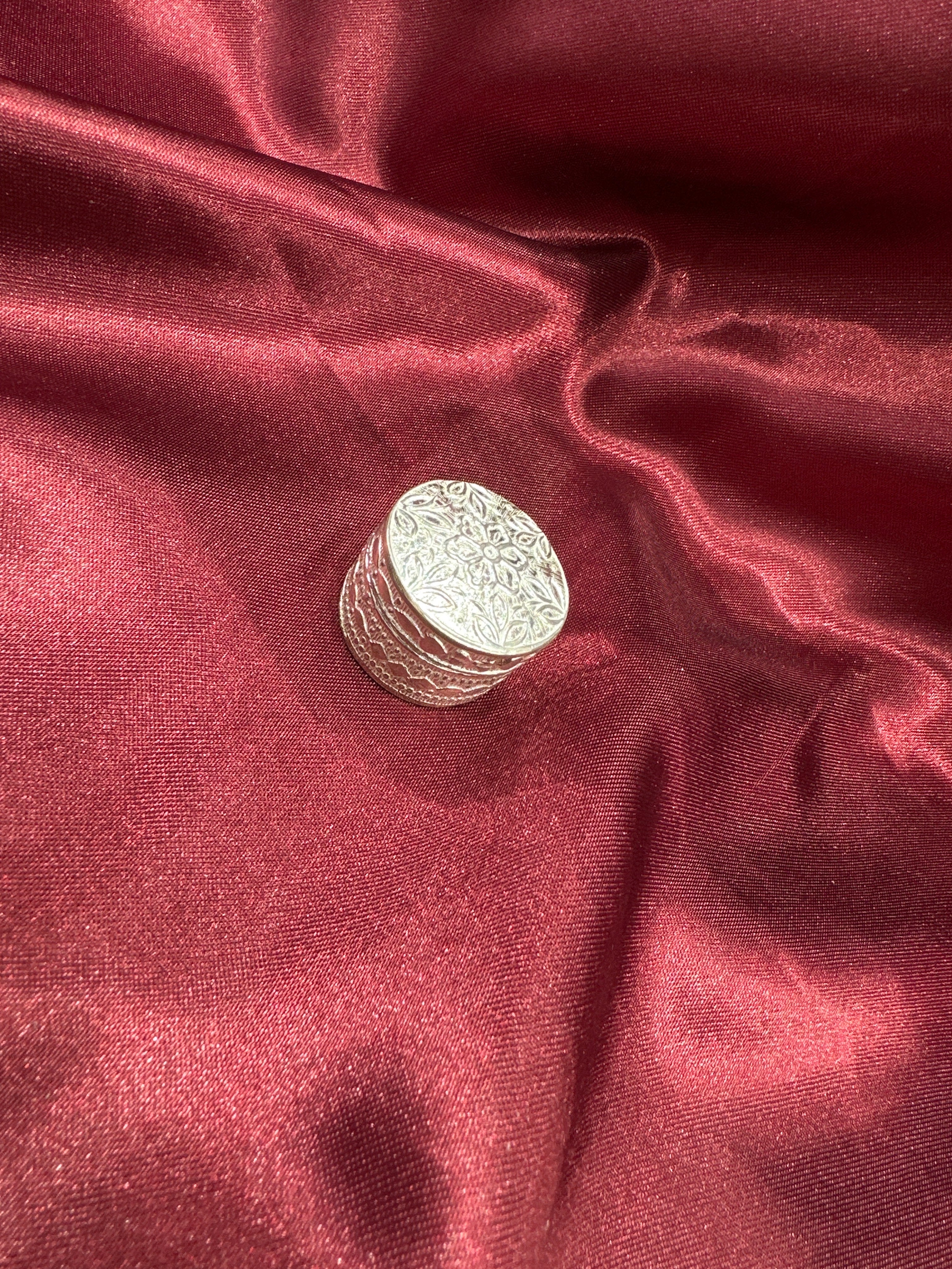 Silver designer box (medium)