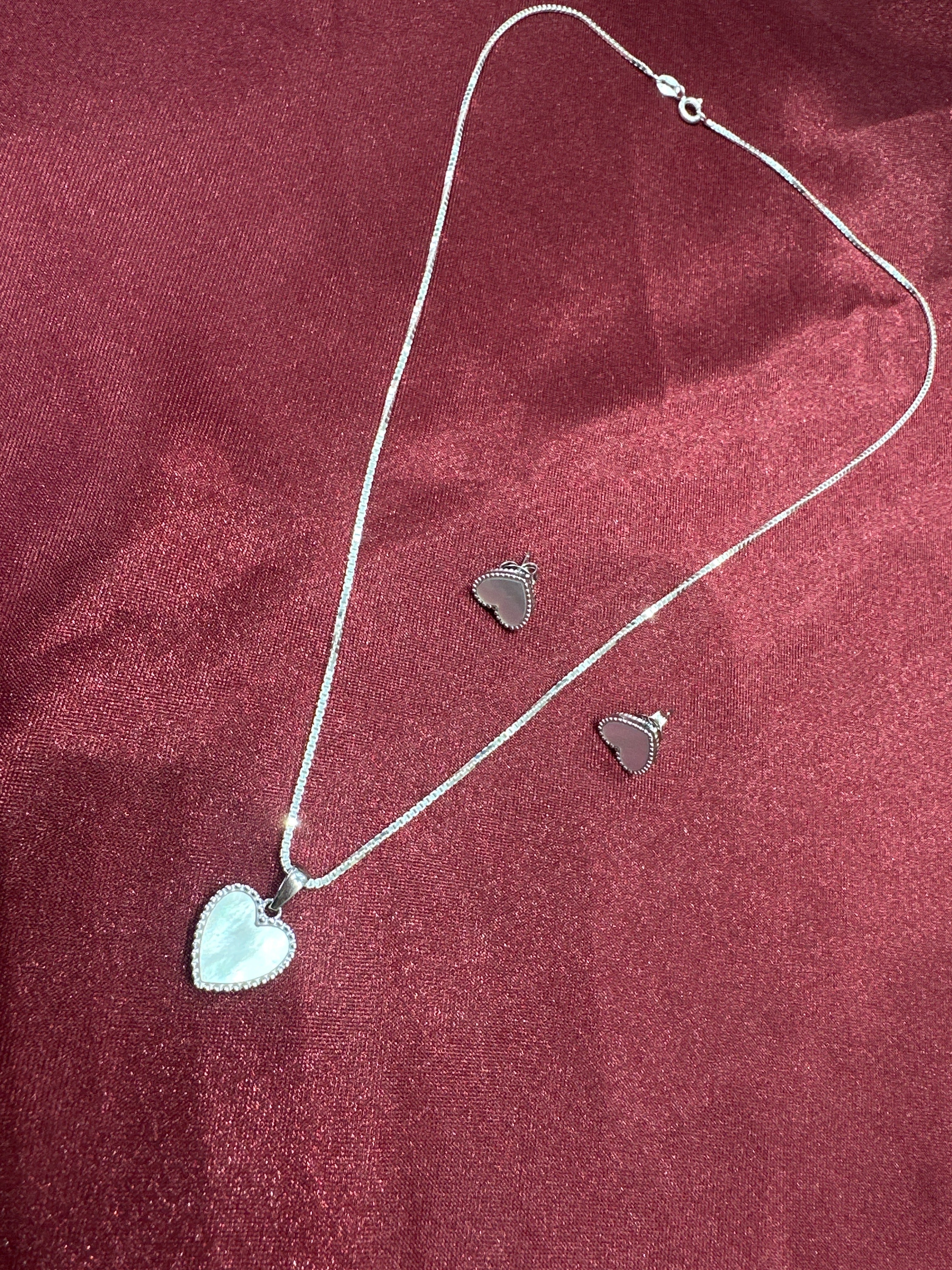 Women’s Fancy Silver pendant set