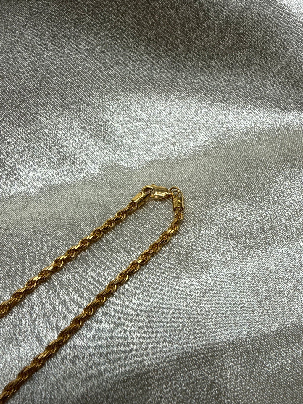 22K Gold Chain (Solid Rope Design)