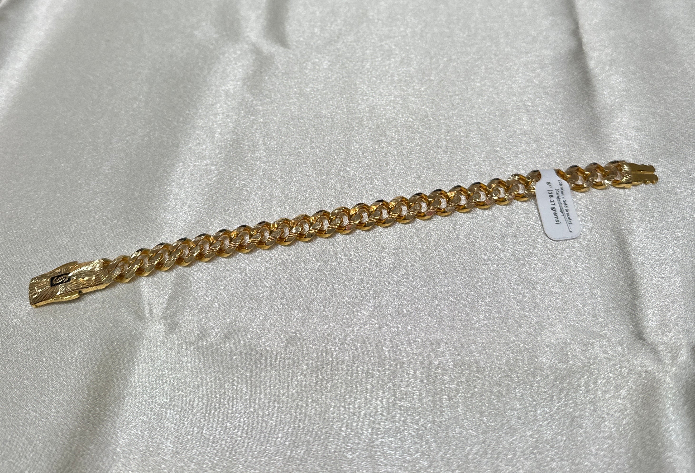 22k Men’s Gold Bracelet (Cubin Design)