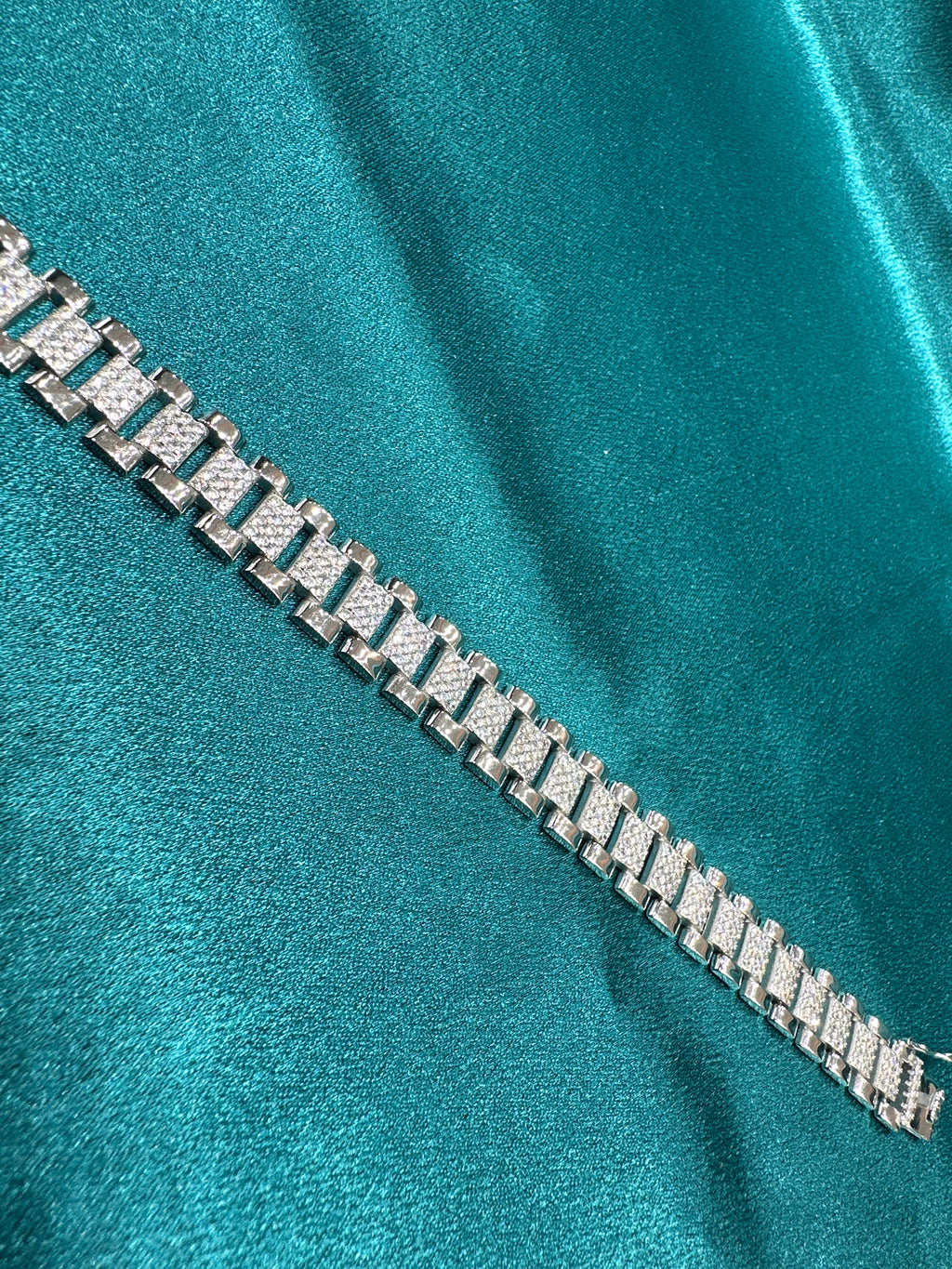 Men’s iced out silver 925 bracelet w/ CZ diamonds (12mm)