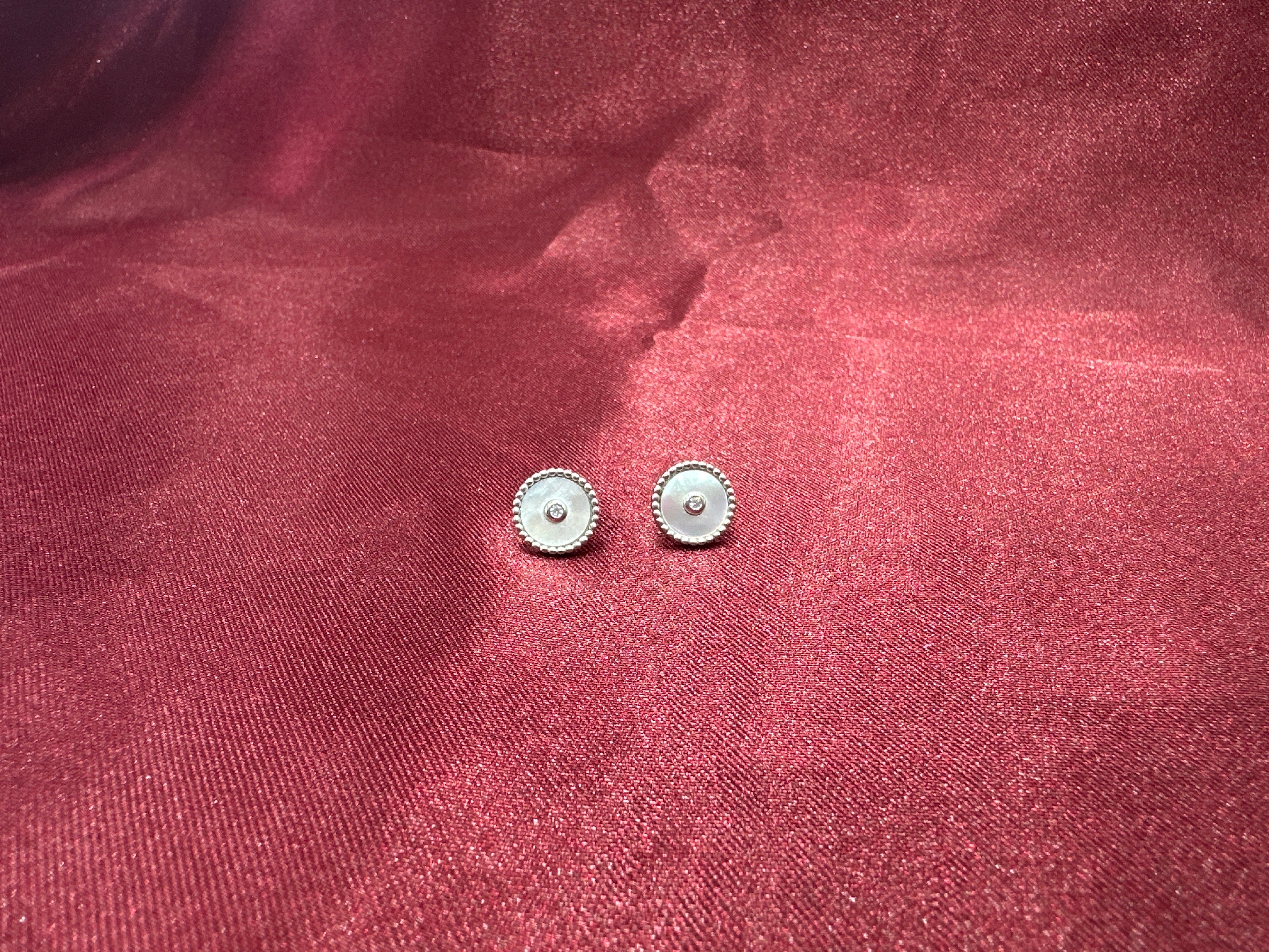 Women’s Fancy Silver pendant set