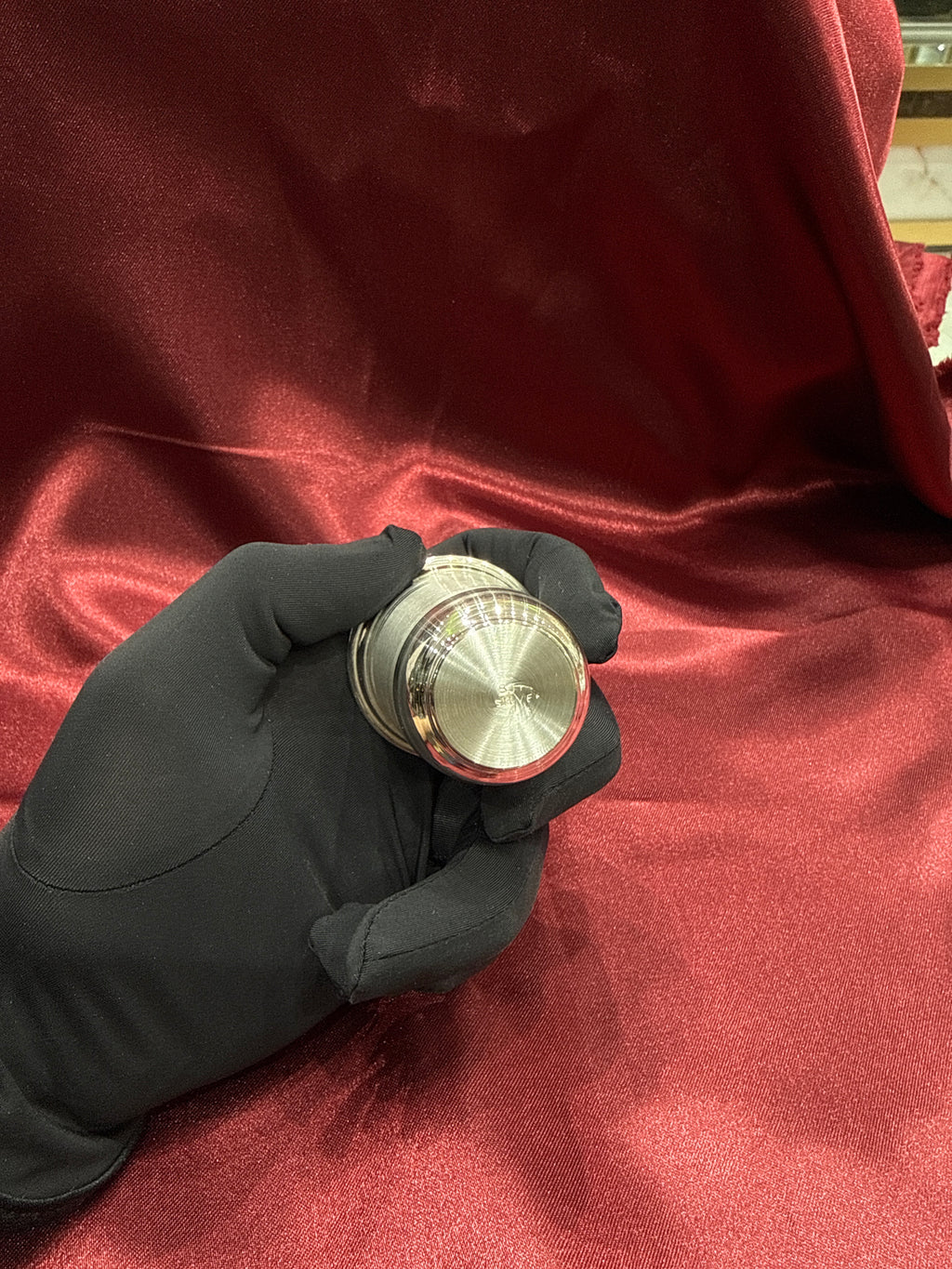 Light weight plain silver glass