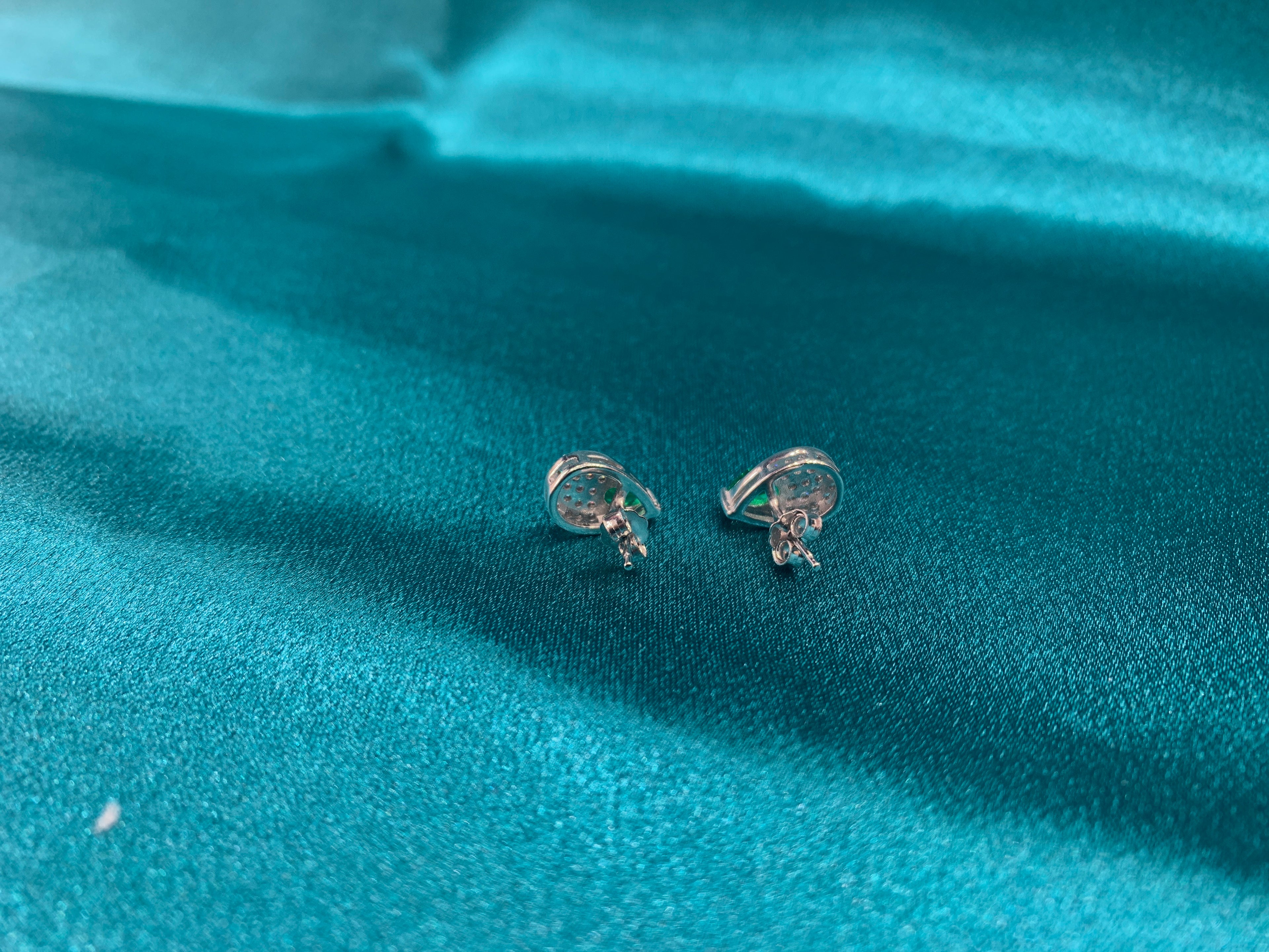 Women’s Fancy Silver pendant set