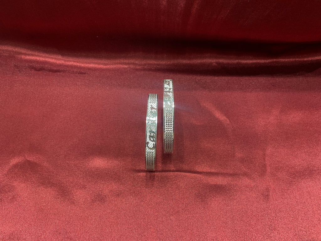 Traditional silver bangles B29