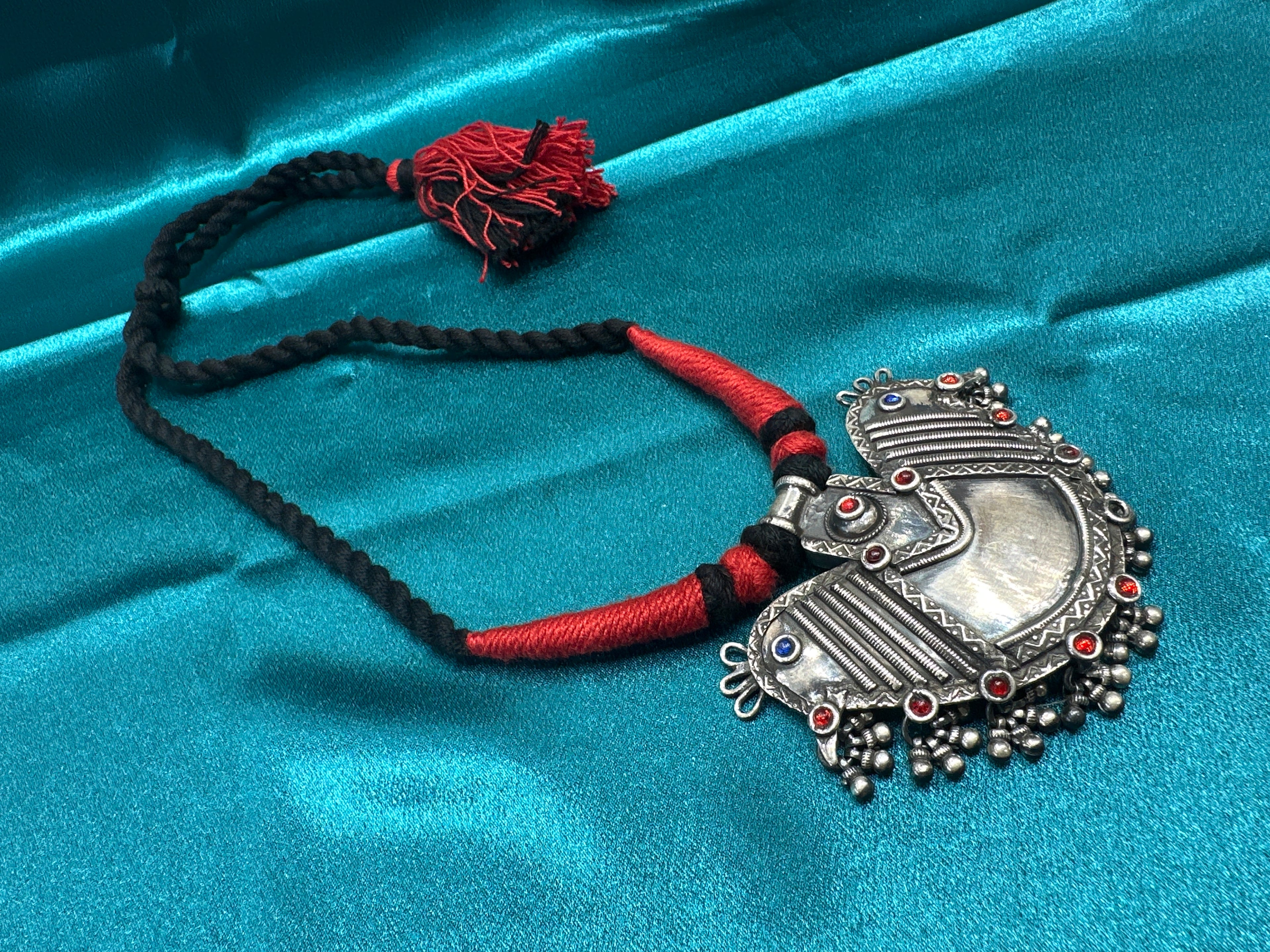 Antique Style Designer Silver necklace