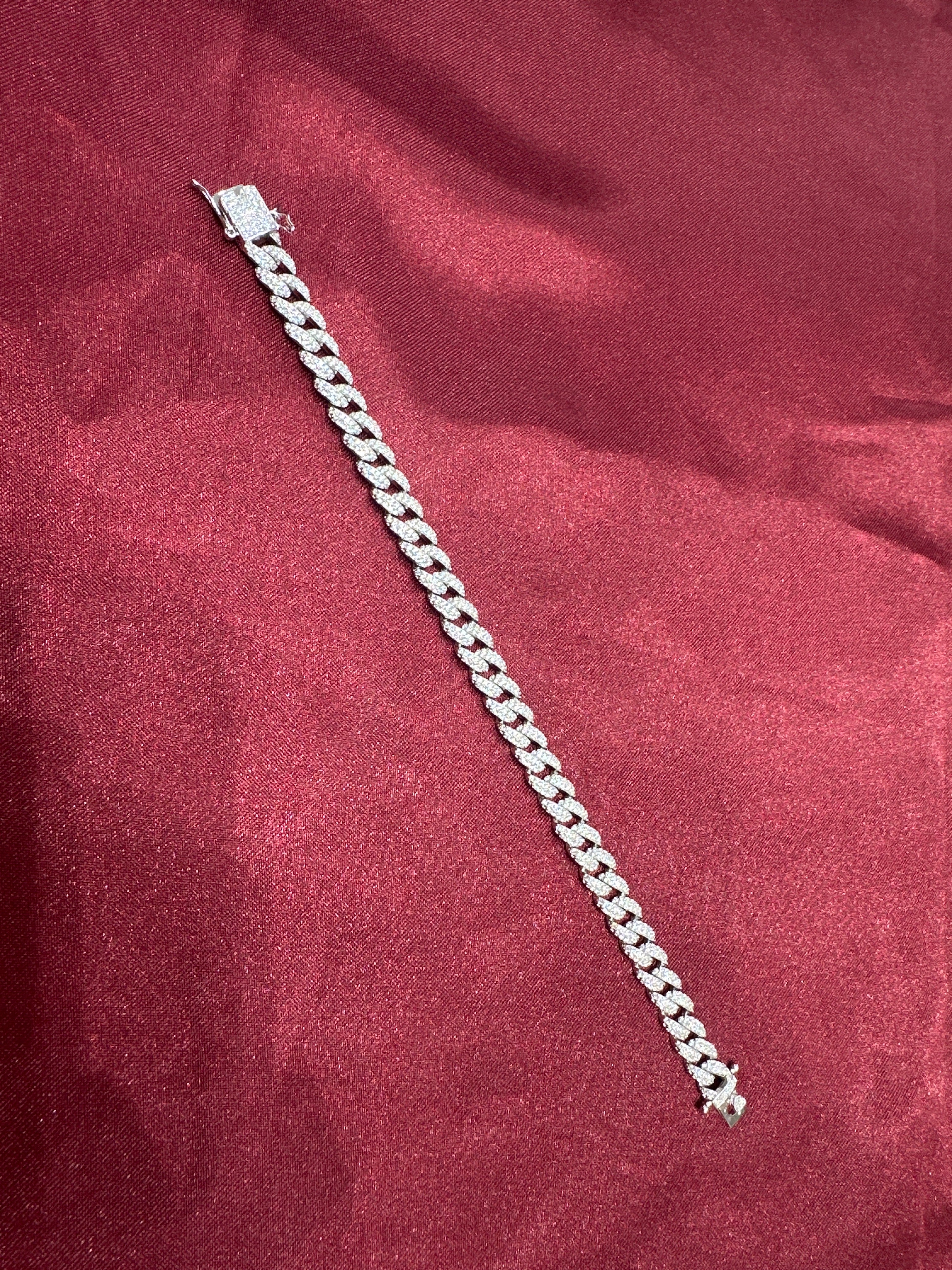 Men’s iced out silver 925 bracelet w/ CZ diamonds (7mm)