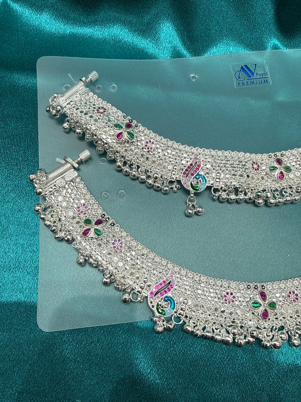 Women’s Traditional Heavy Weight Silver Anklet