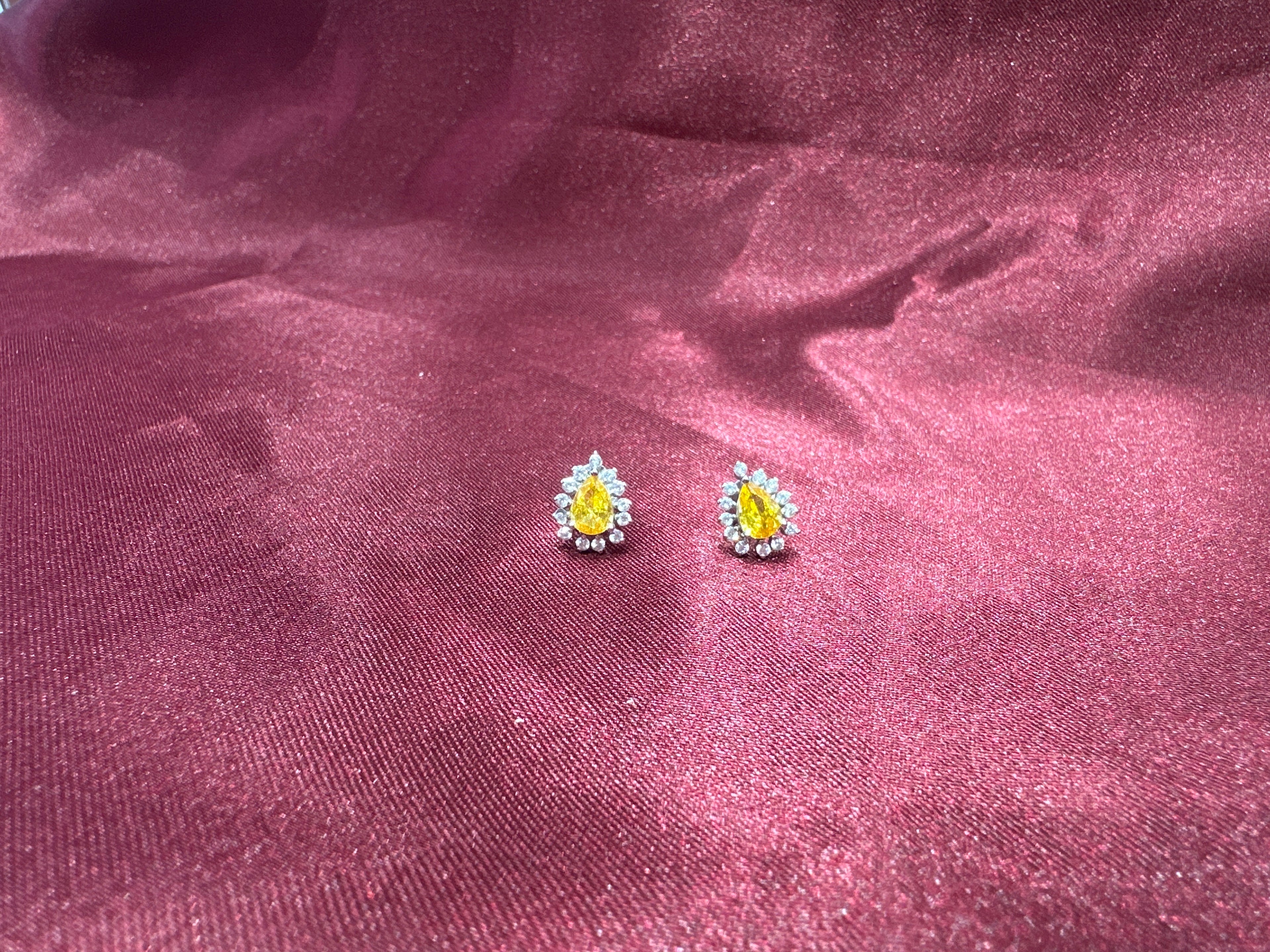 Women’s Fancy Silver pendant set