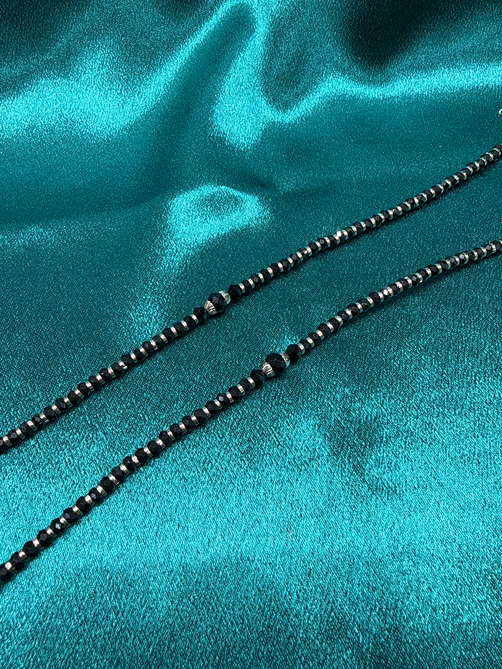Women’s Fancy/Traditional Silver Black Beads Anklet