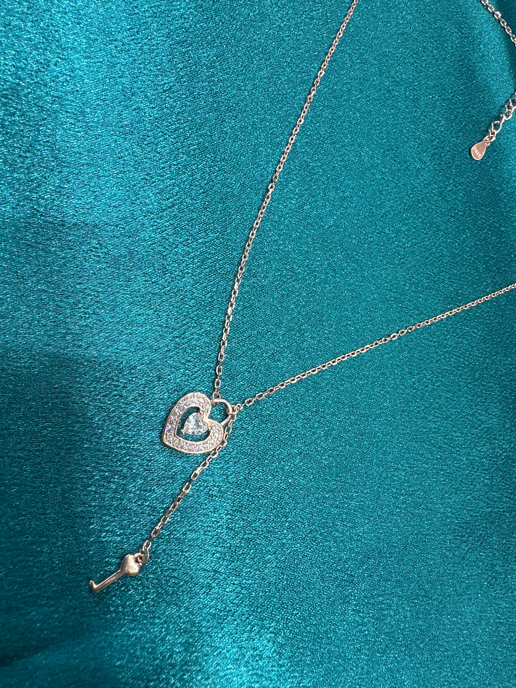 Women’s Fancy Silver pendant chain