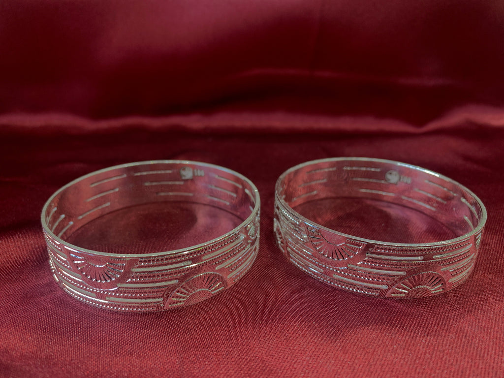 Traditional silver bangles B6