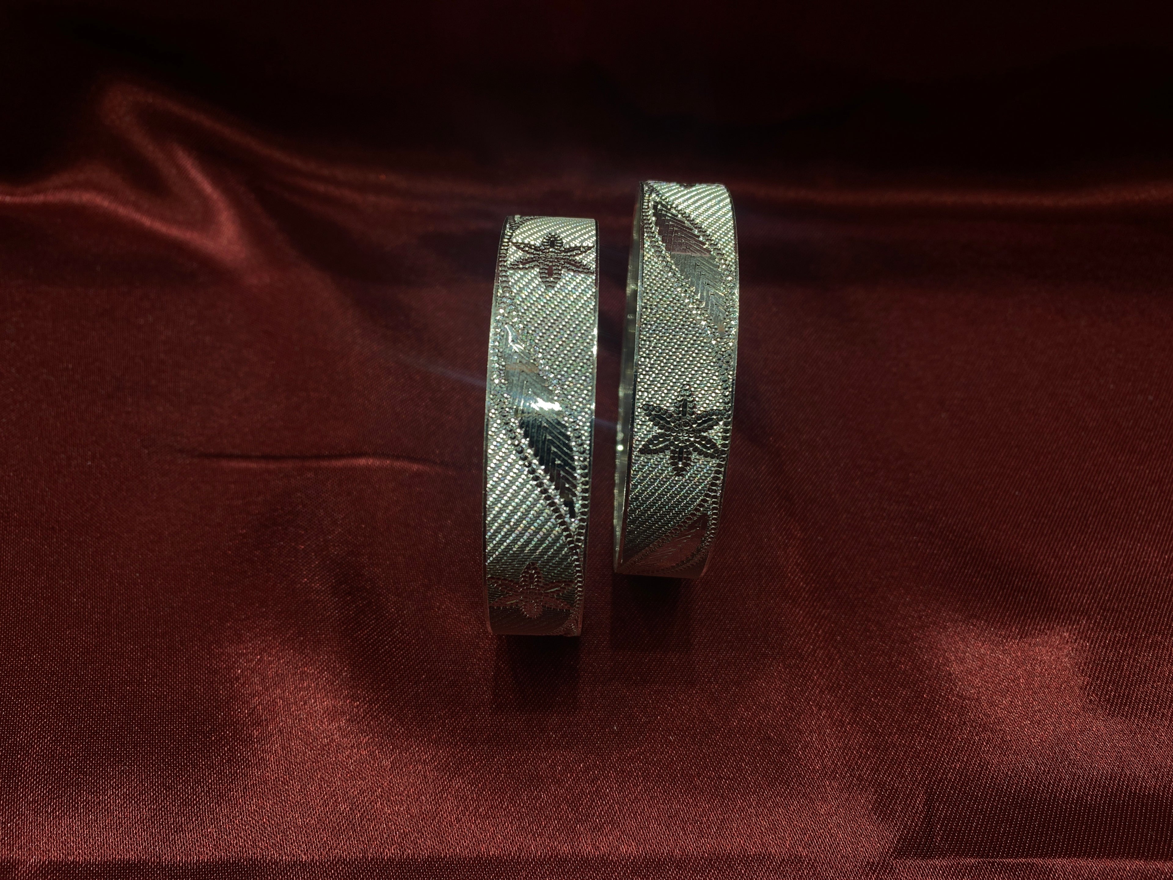 Traditional silver bangles B20