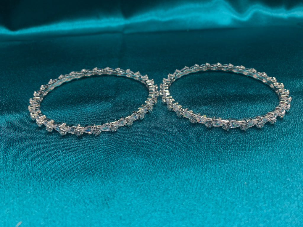 Elegant CZ diamond silver bangles with tulips design