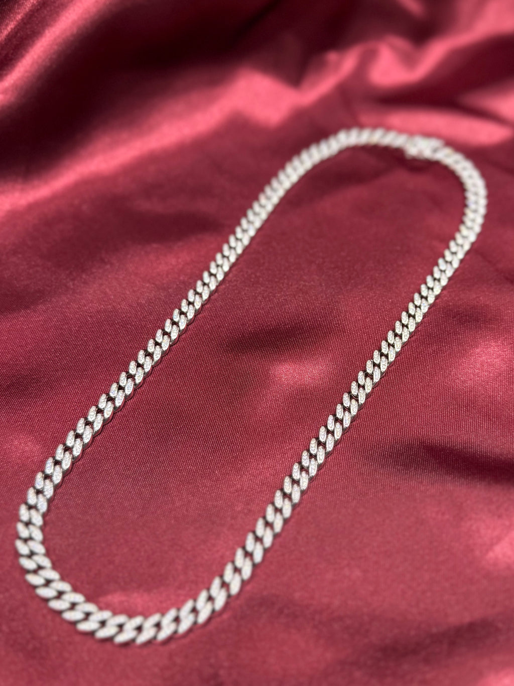 Men’s iced out silver 925 chain W/ CZ diamonds (8mm)