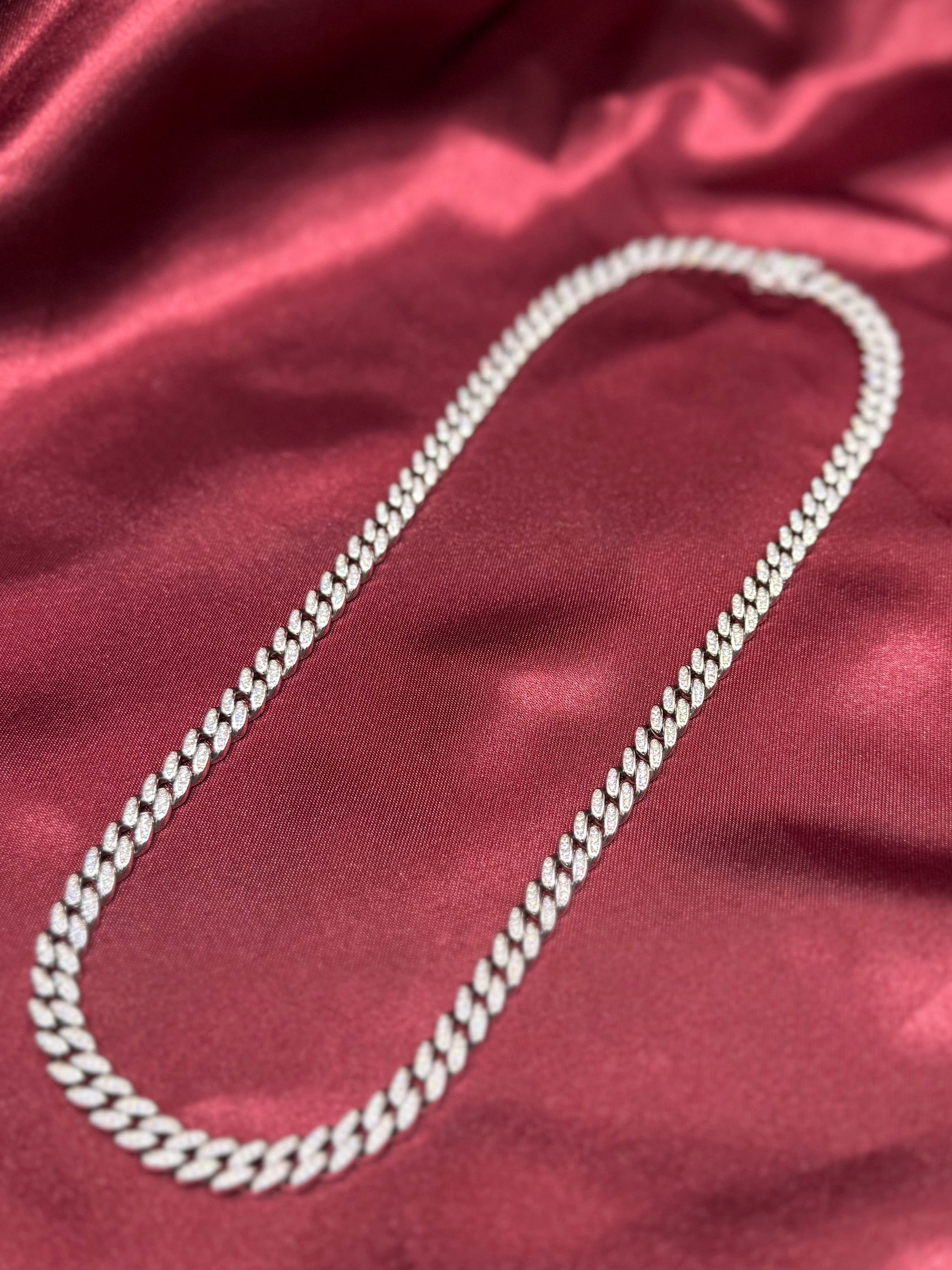 Men’s iced out silver 925 chain W/ CZ diamonds (8mm)