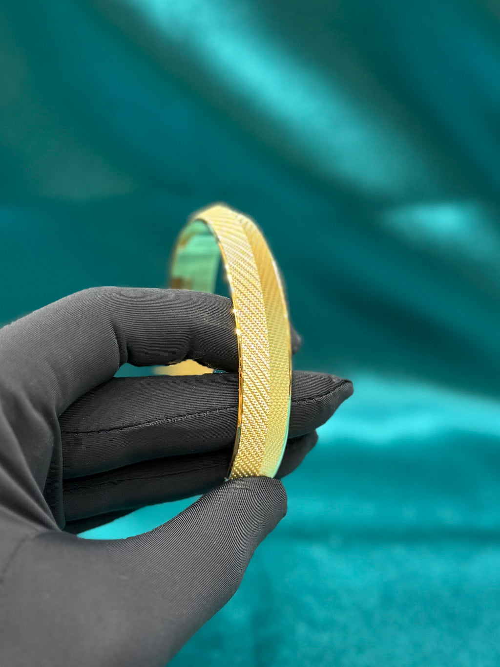 Men’s 22K Gold Designer Kara