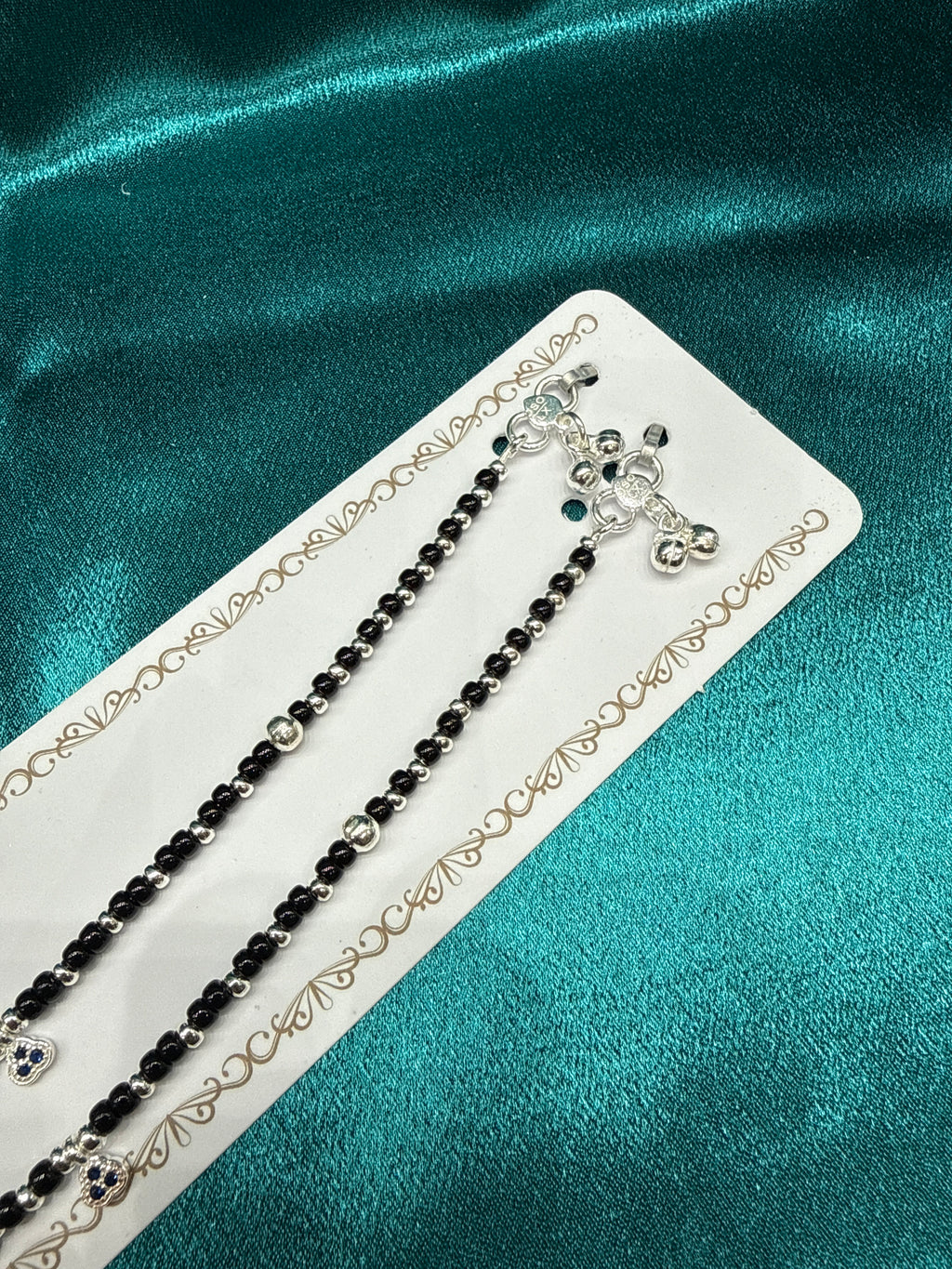 Women’s Fancy/Traditional Silver Black Beads Anklet