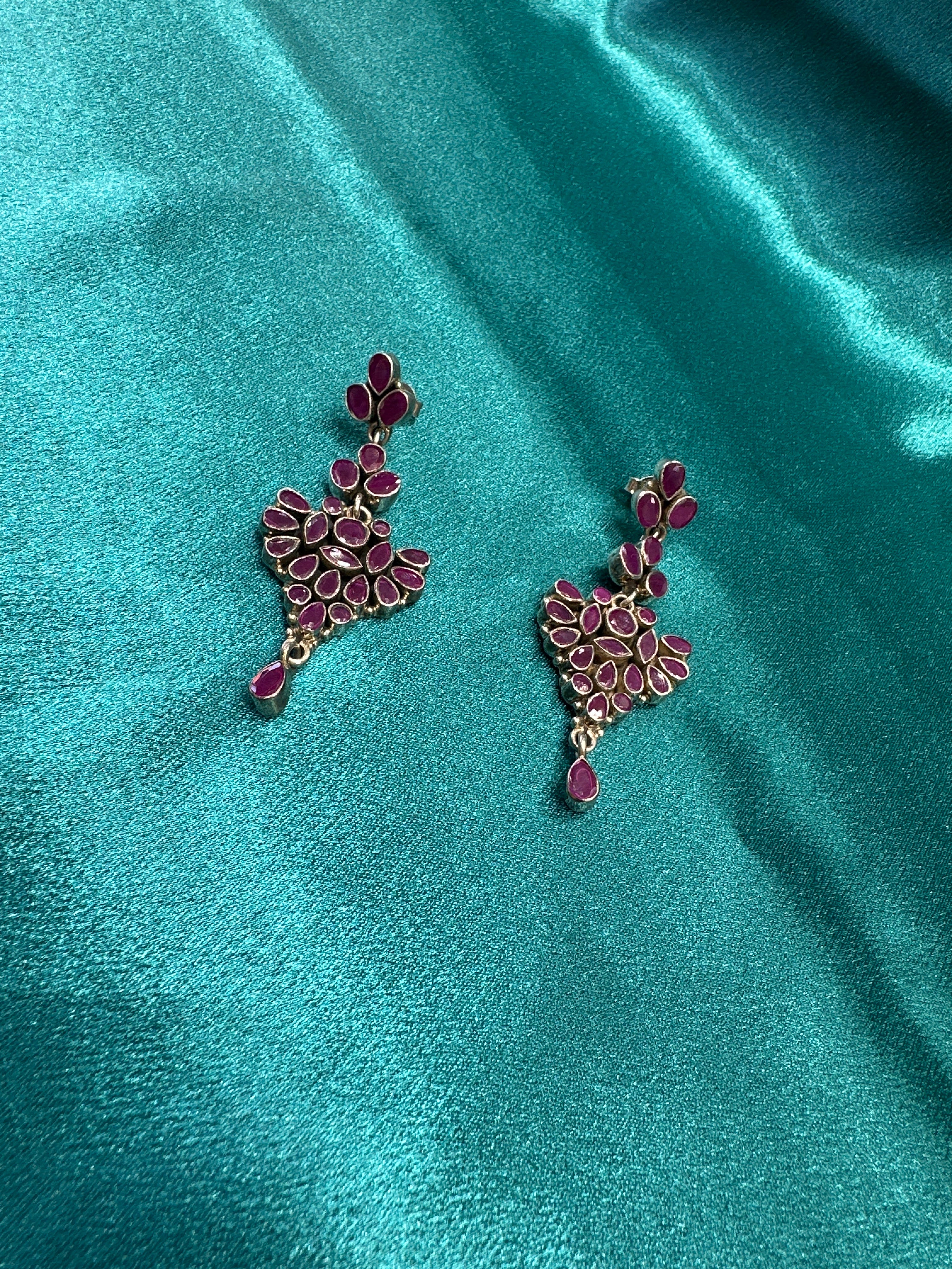 Women’s Fancy Silver pendant set