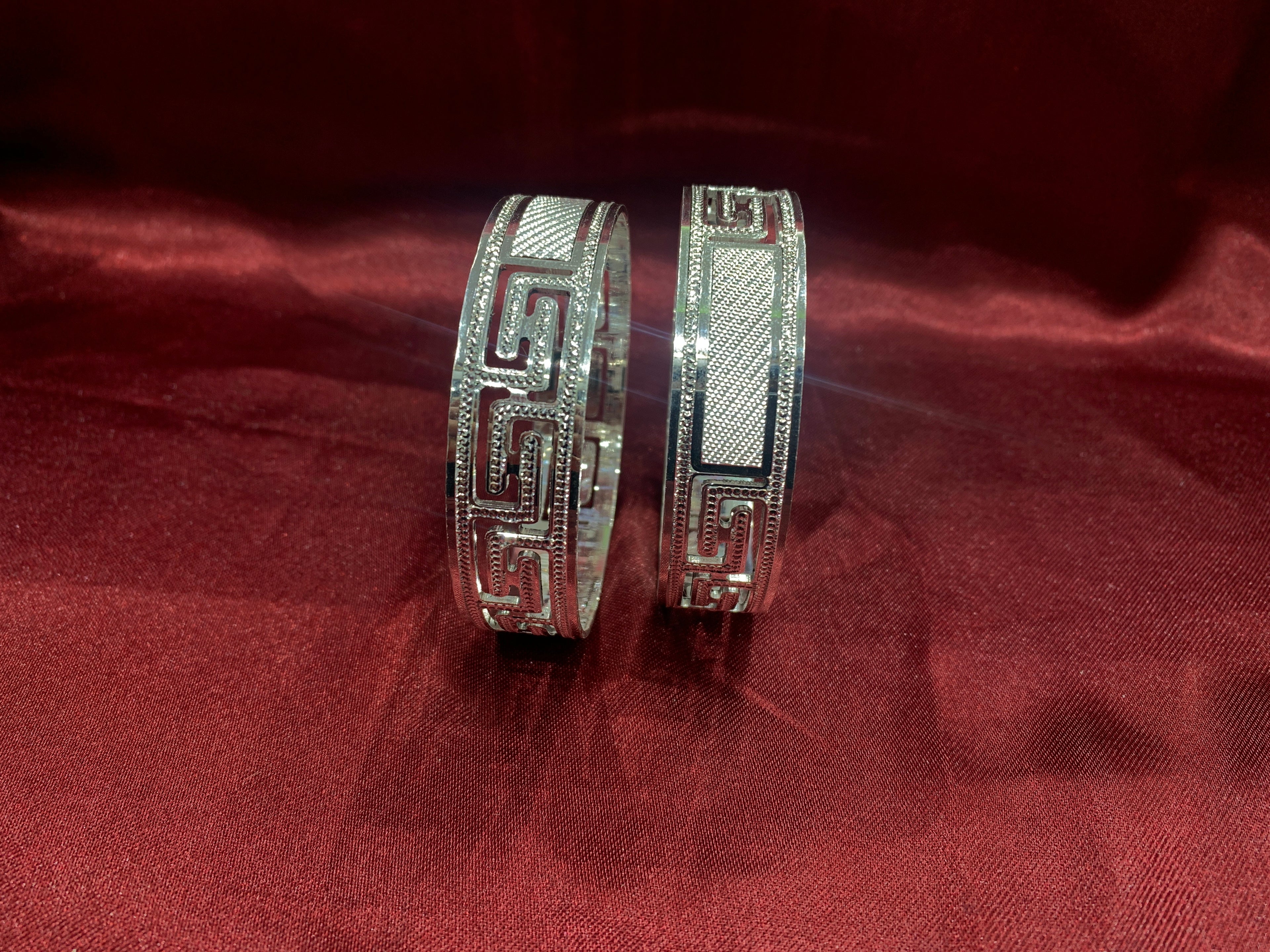 Traditional silver bangles B13