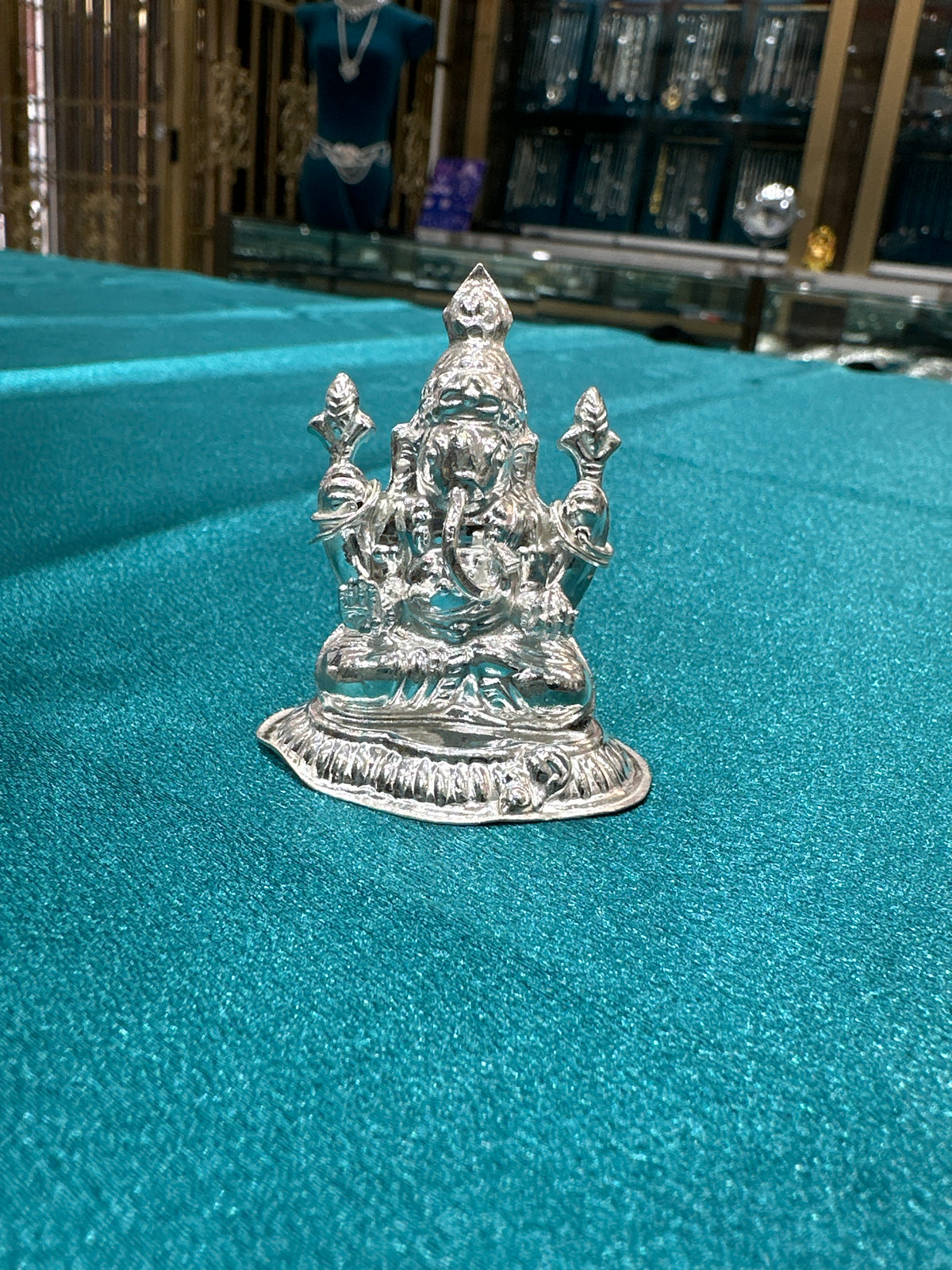 Silver Ganesh Ji Idol