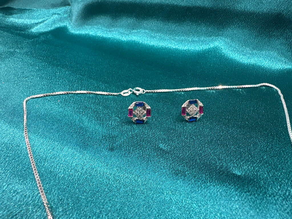Women’s Fancy Silver pendant set