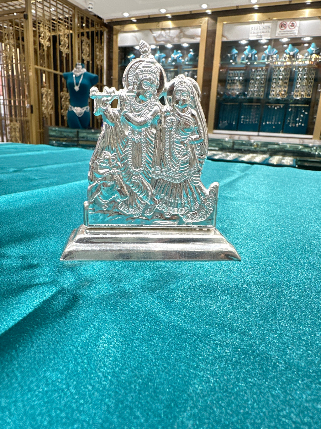 Silver Rada Krishan Ji Idol