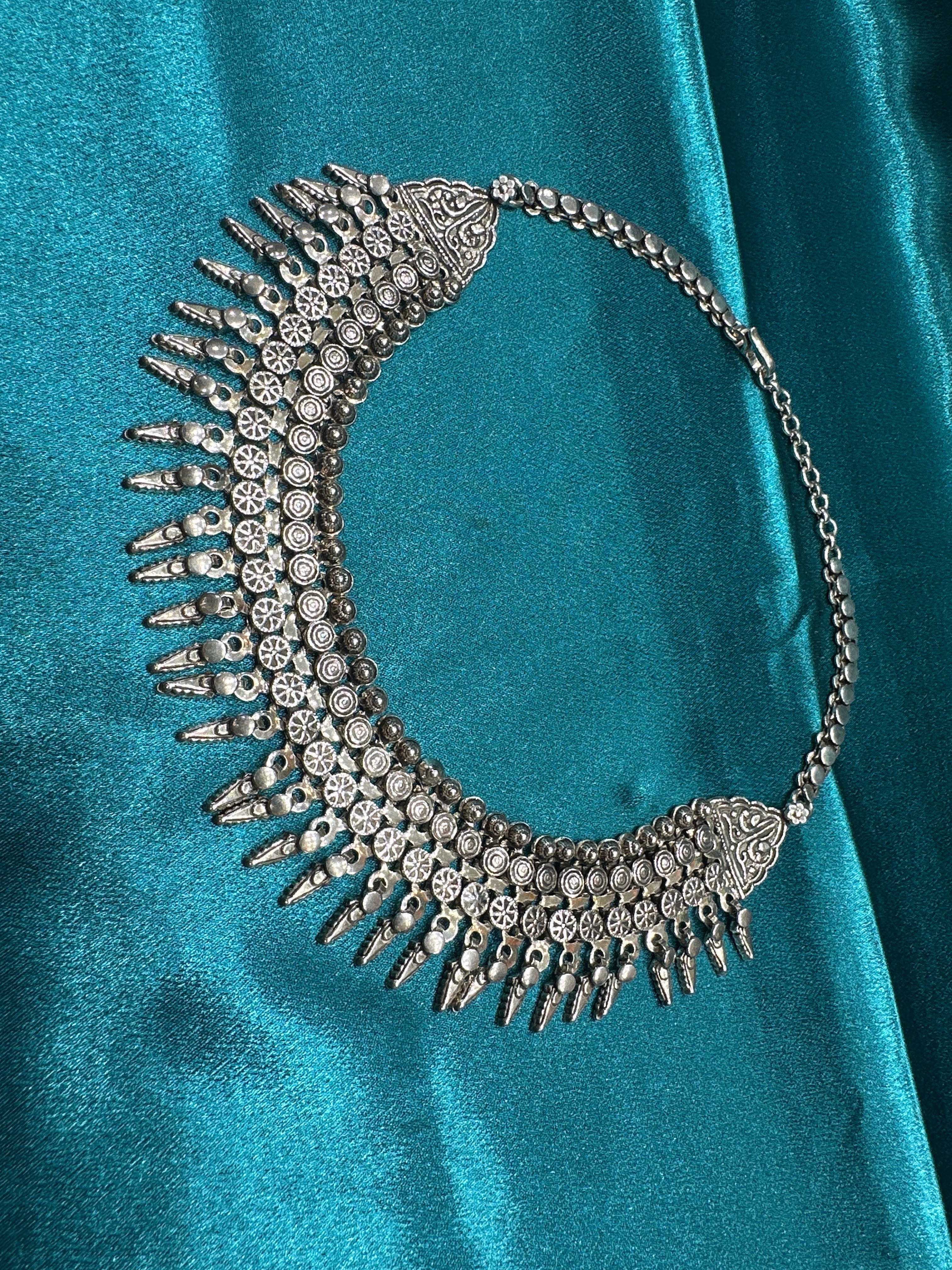 Antique Style Designer Silver necklace