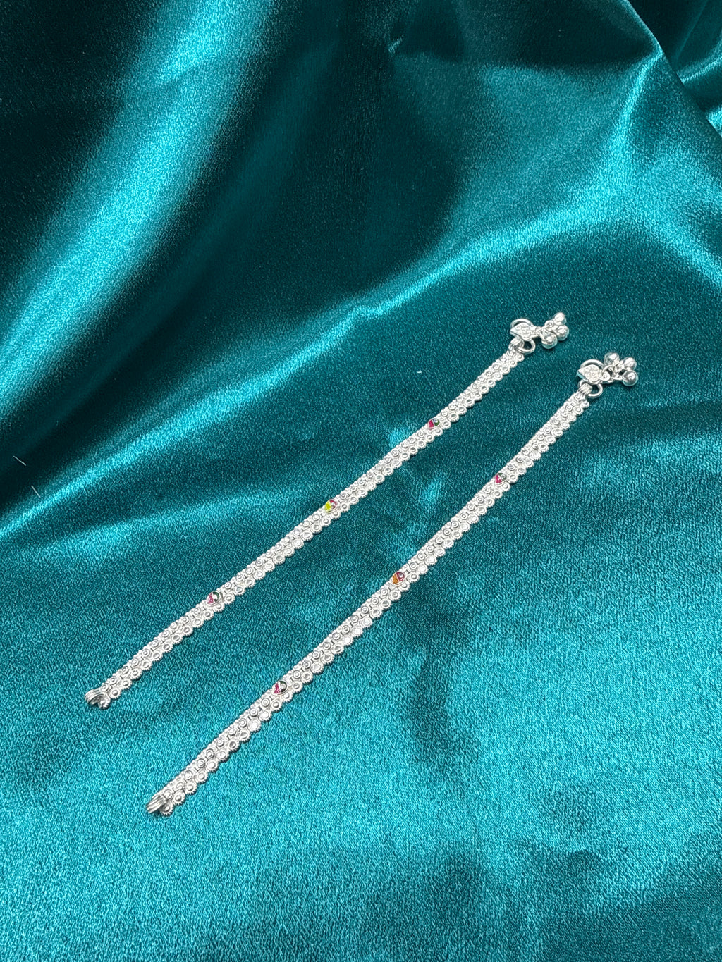 Kids fancy silver anklets (Size: 6-9 year old)