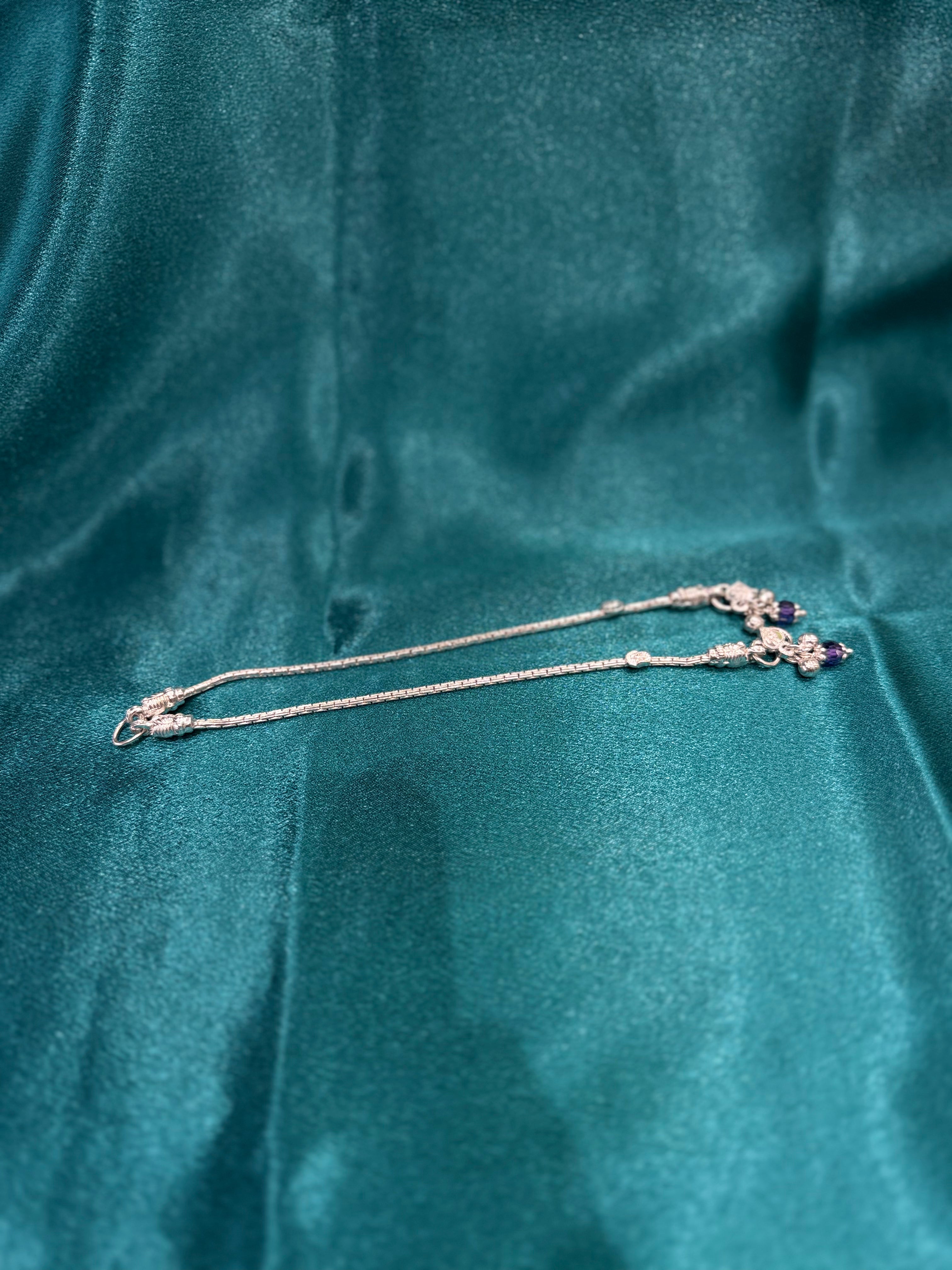 Kids silver plain anklets (6-9 year old)