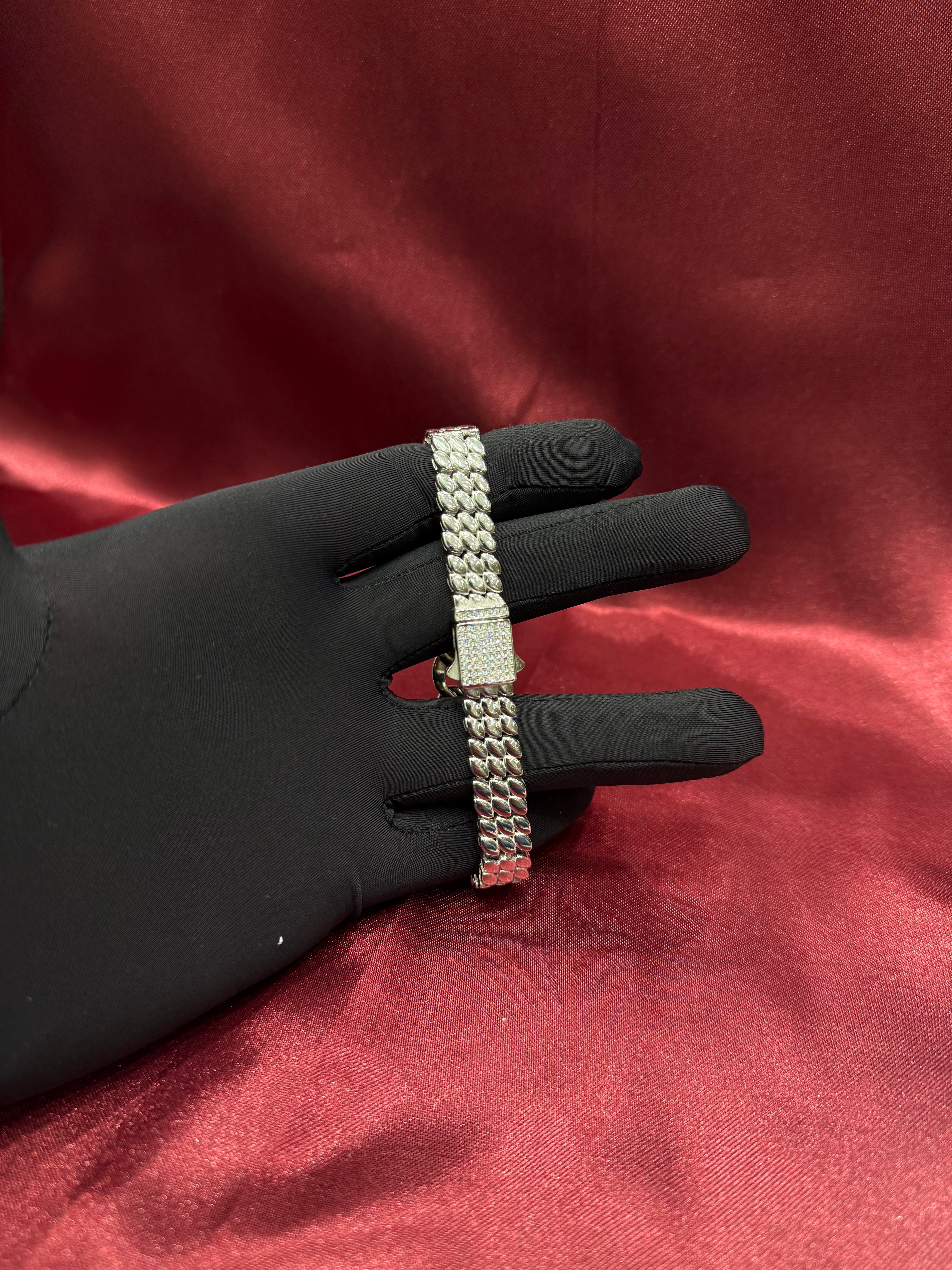 Men’s designer iced out 925 silver bracelet with CZ diamonds (10mm)