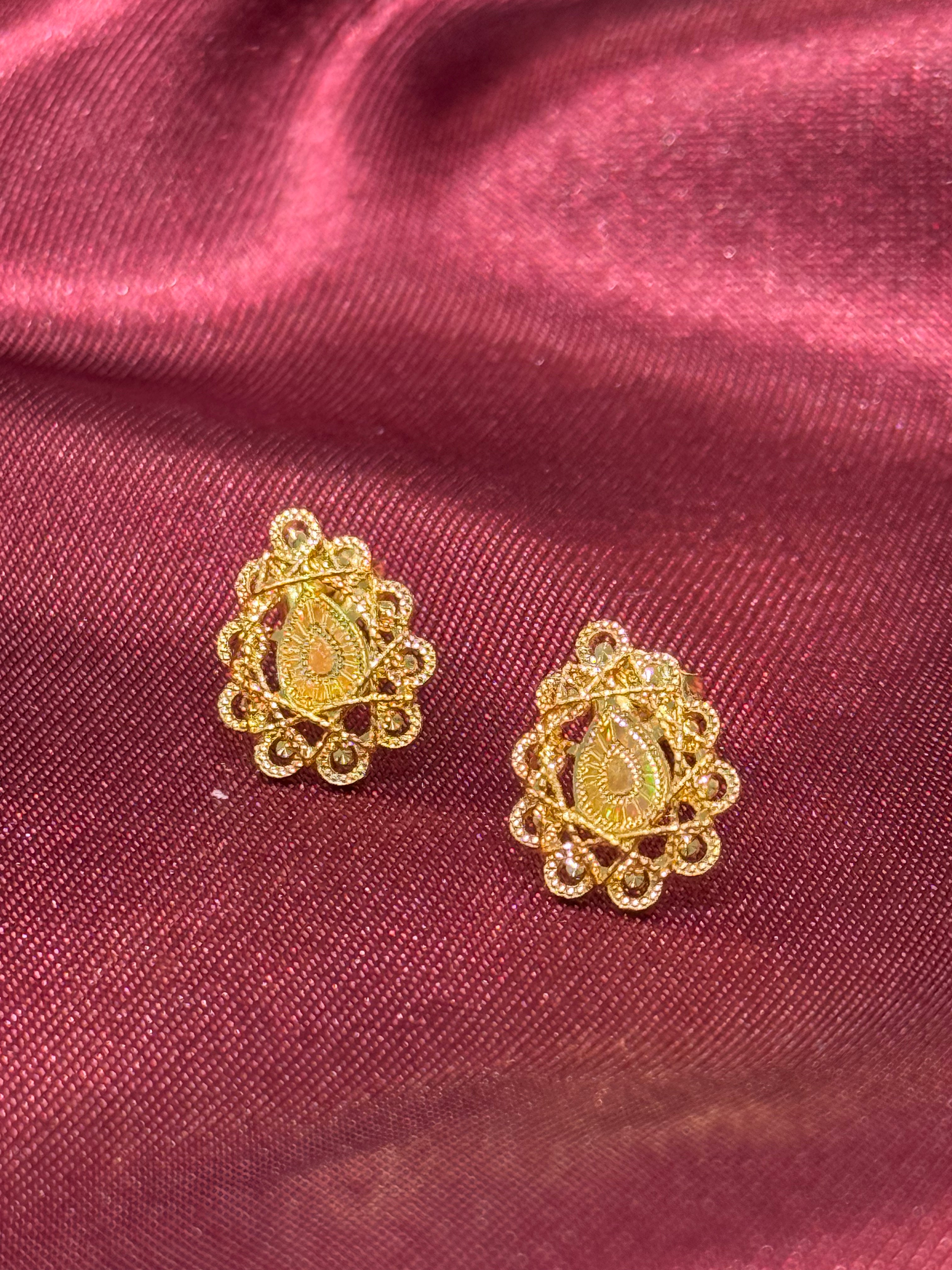 22k Gold Earrings