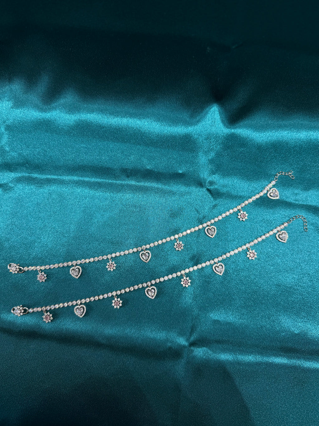 Fancy silver anklet with white and pink CZ diamonds