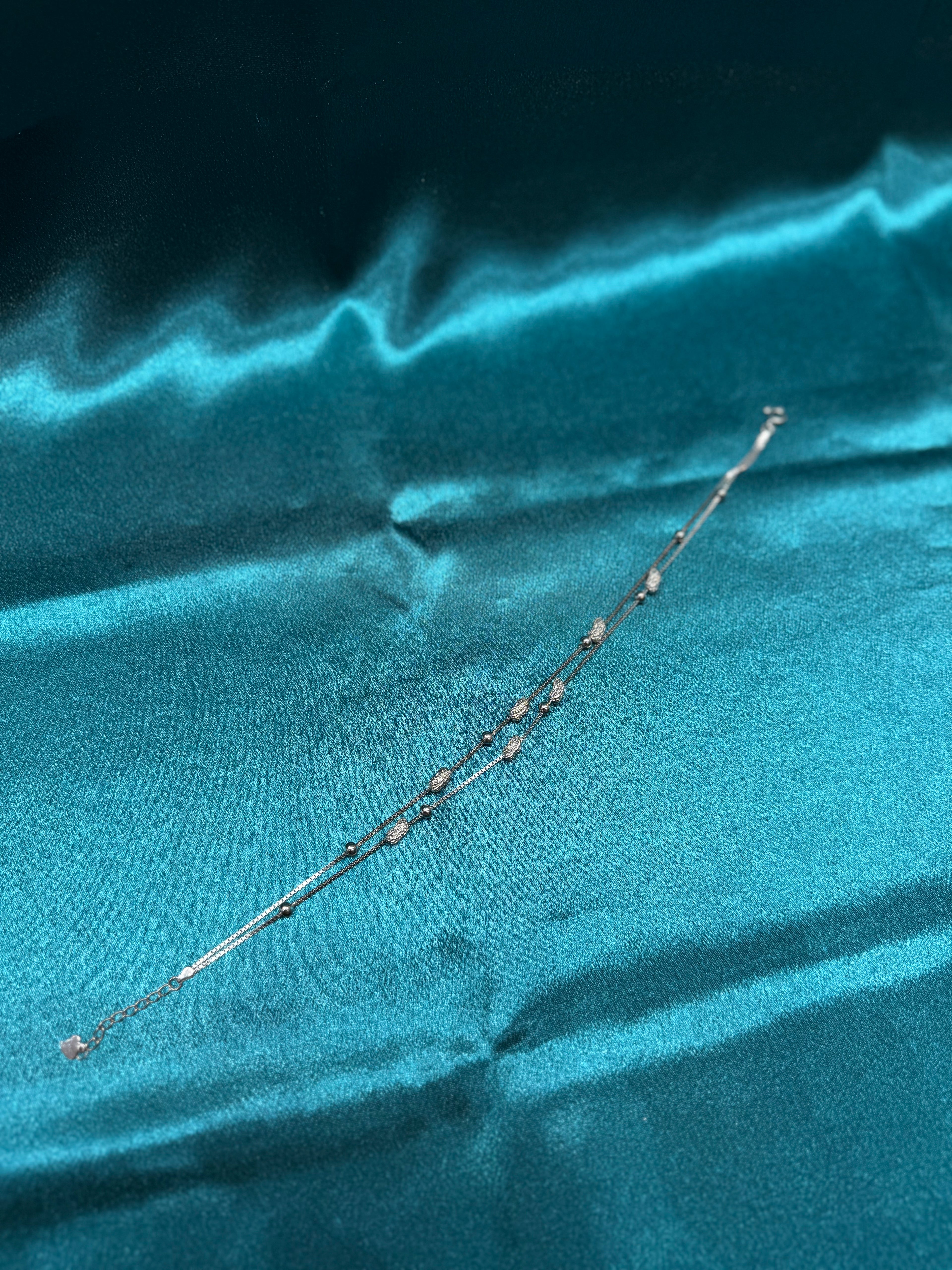 Fancy silver anklet with peanut beads