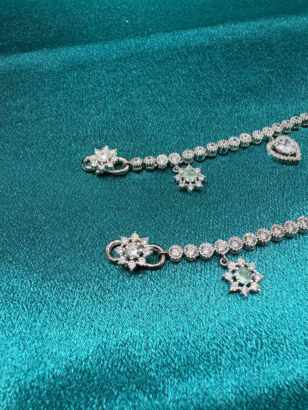 Fancy silver anklet with flower and heart stone hanging beads