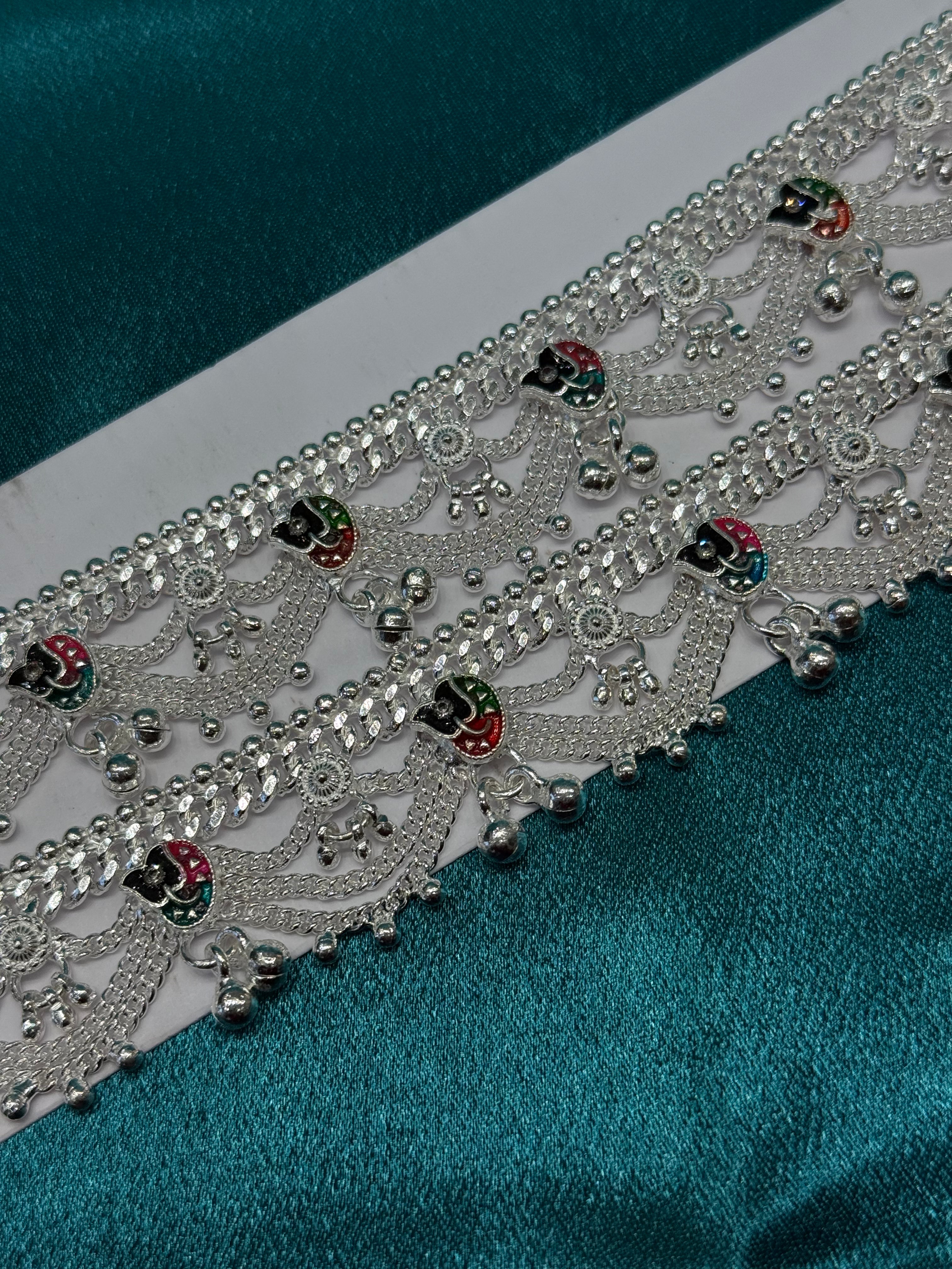 Traditional silver anklet with tulip and frill design