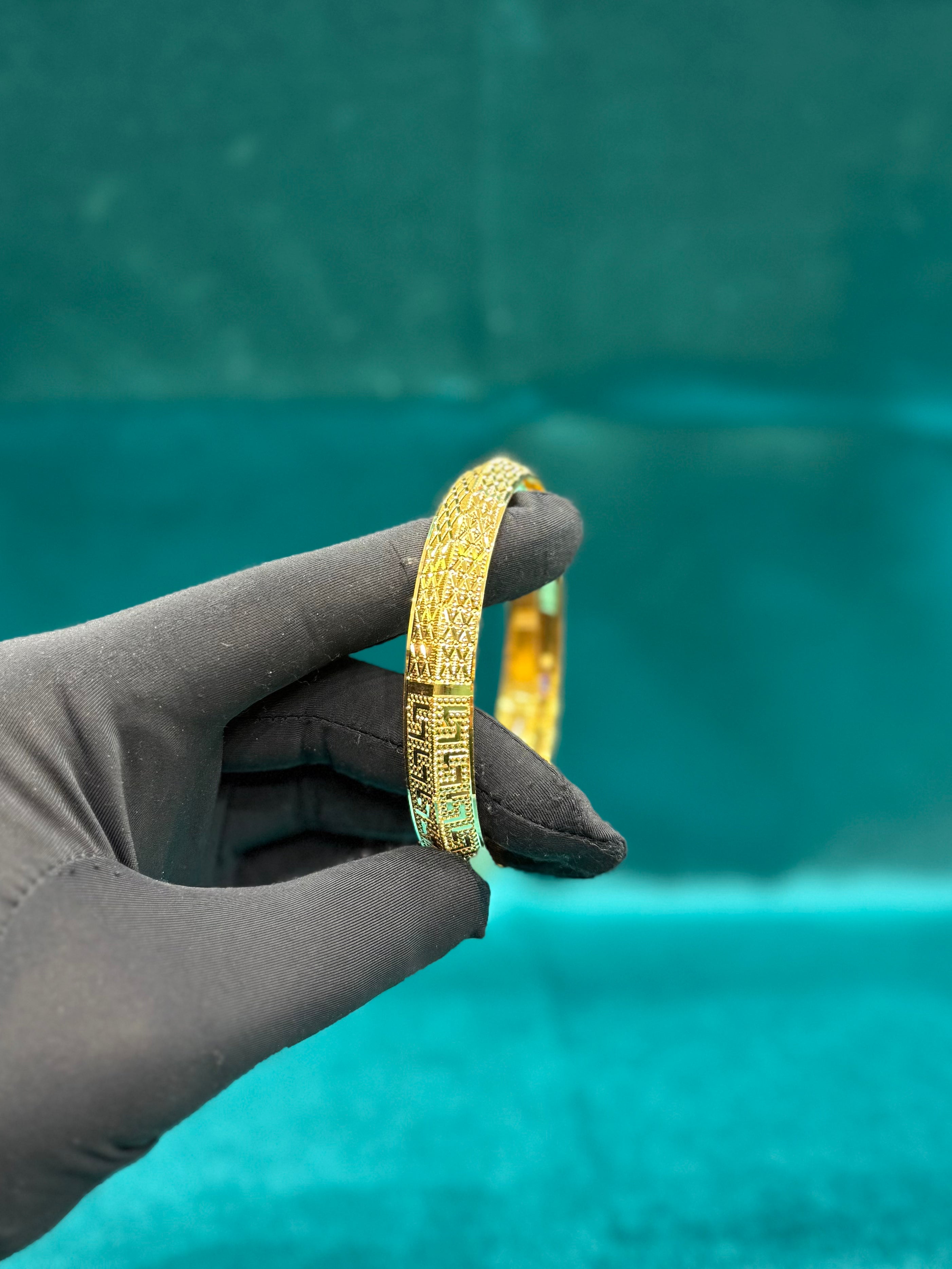 22K Gold Men's Kara (CNC)