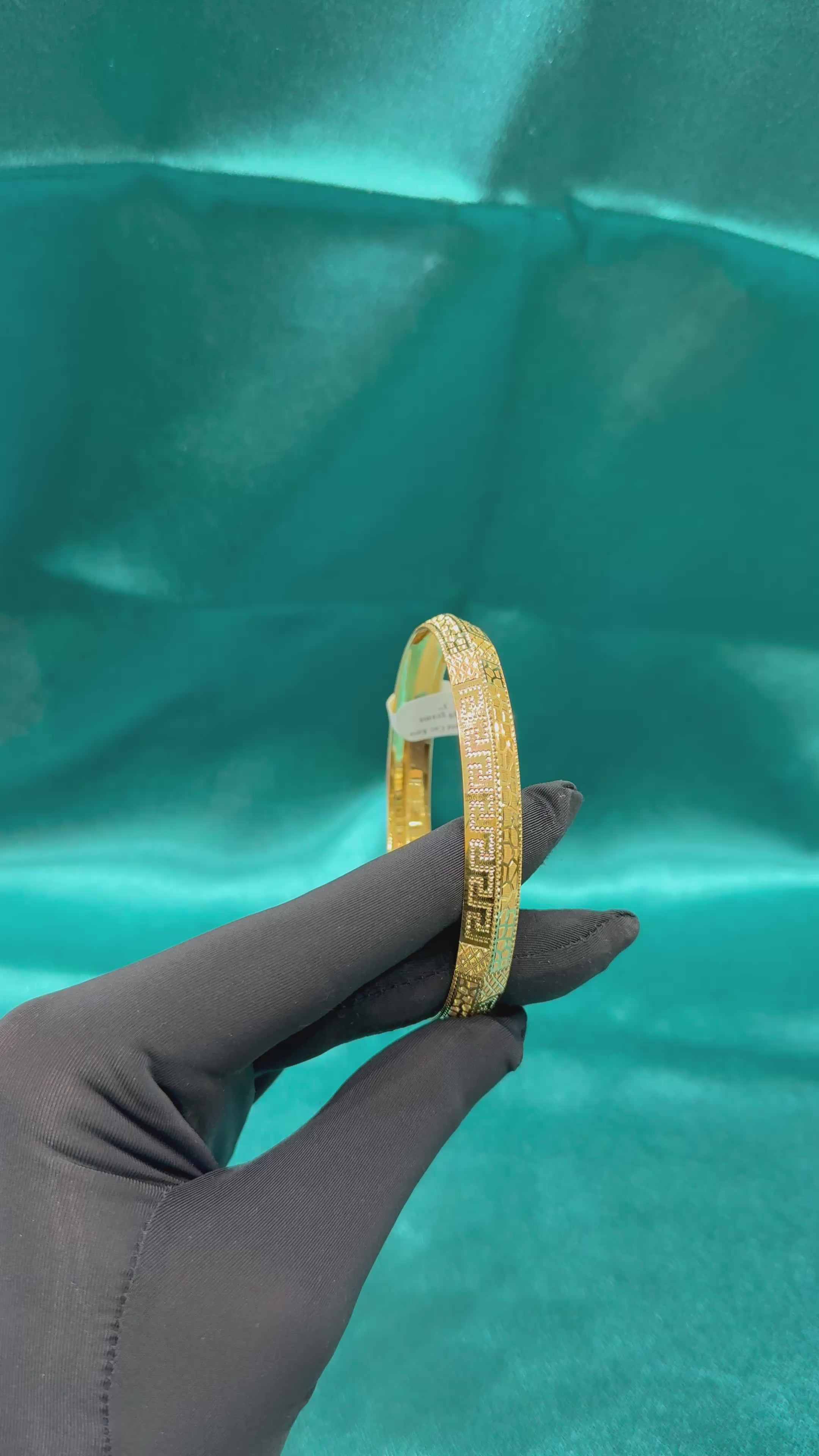 22K Gold Men’s Kara (CNC)