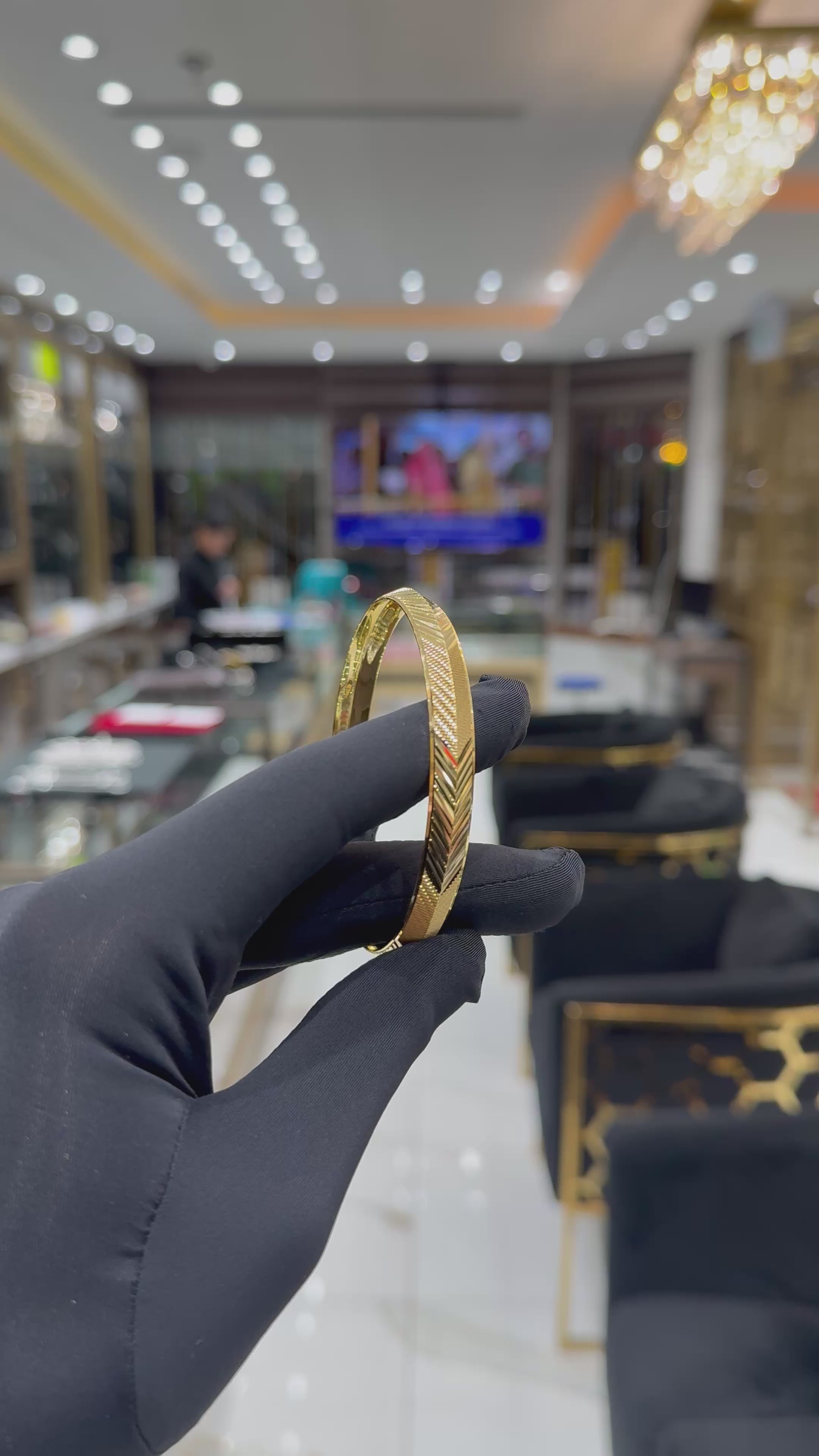 22K Gold Men’s CNC Kara