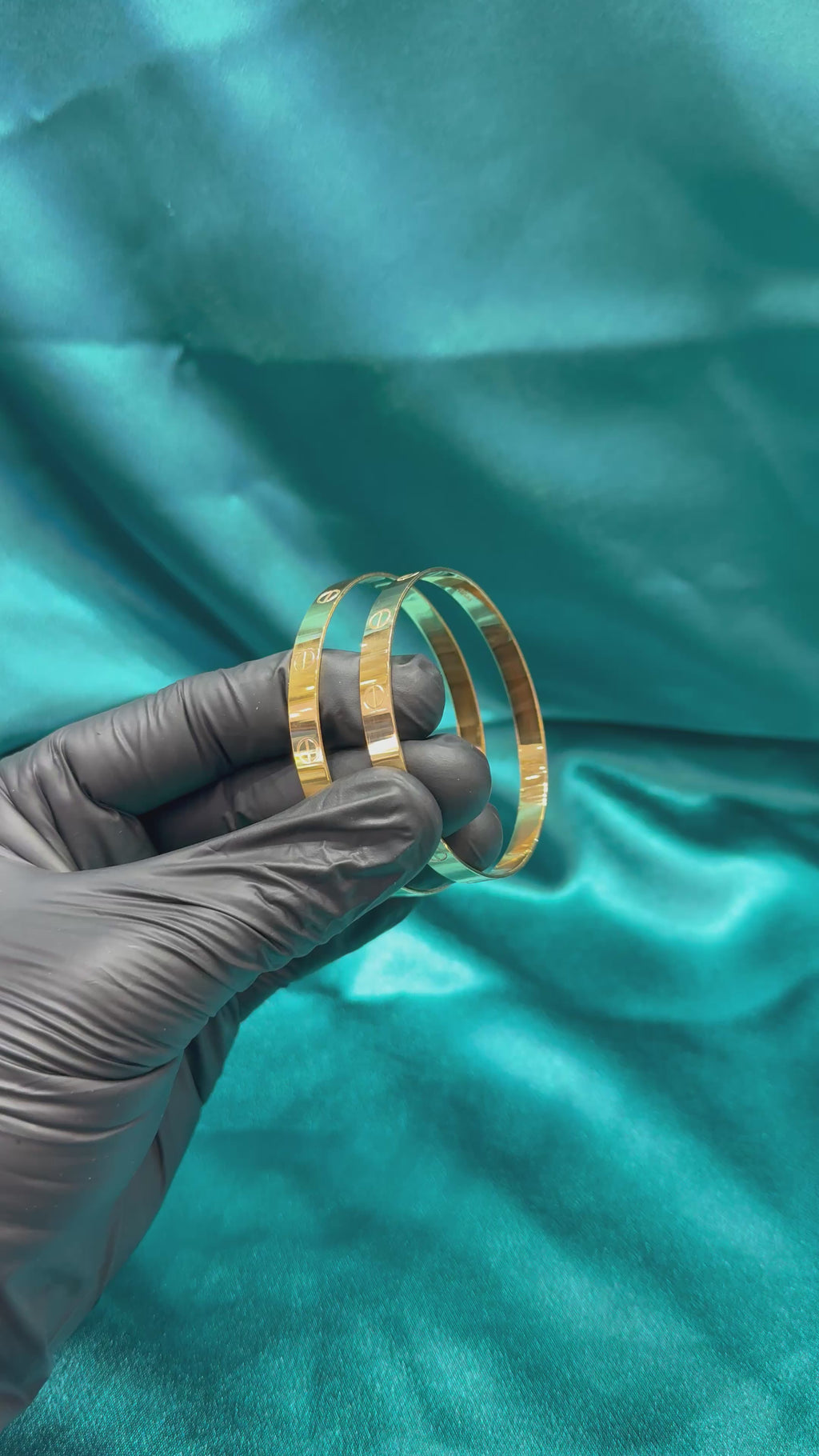 22K Gold Women’s Designer Love Bracelet