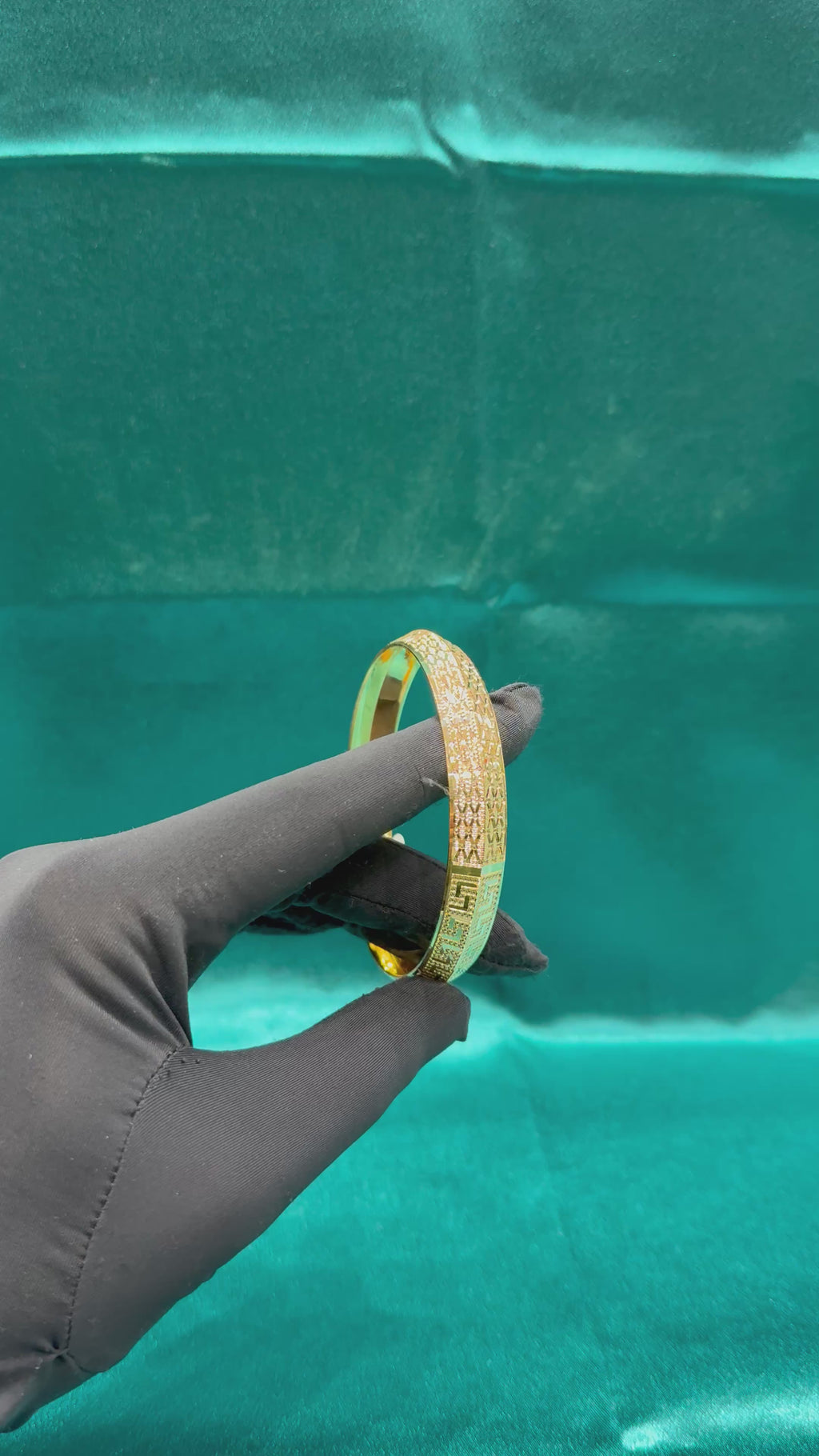 22K Gold Men's Kara (CNC)