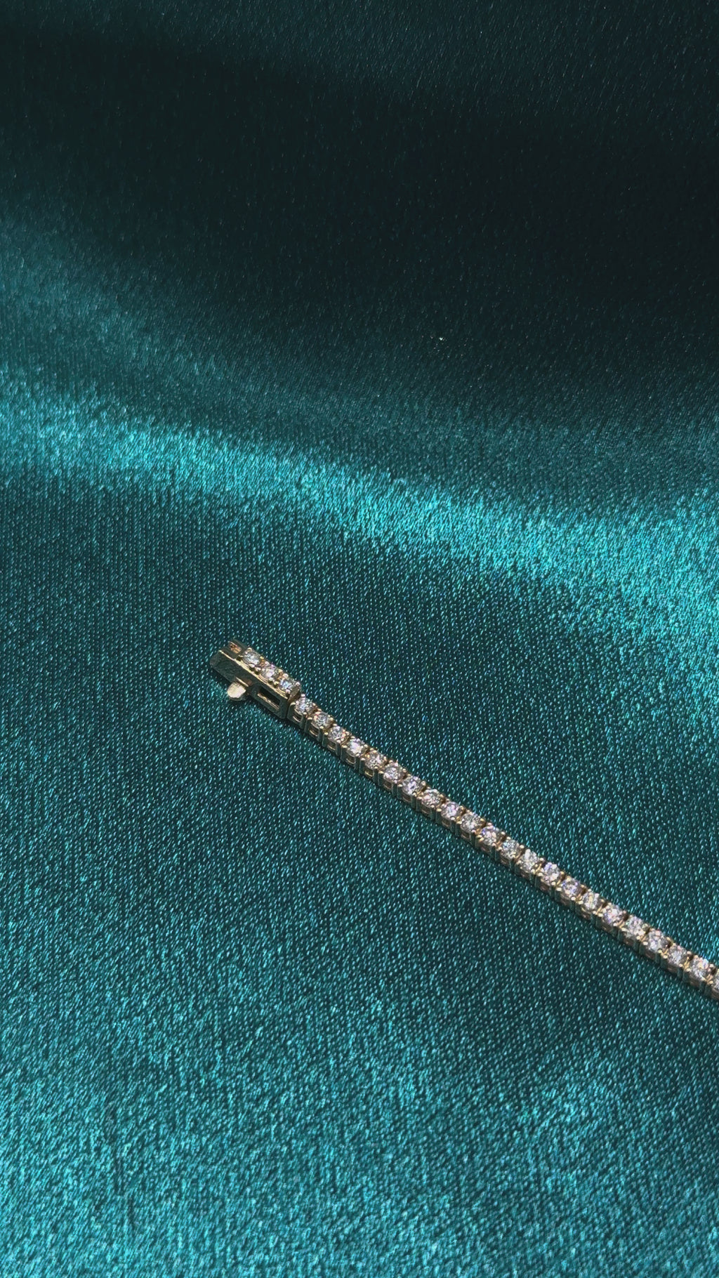 VVS Diamond Tennis Bracelet 2 Carat (7”)