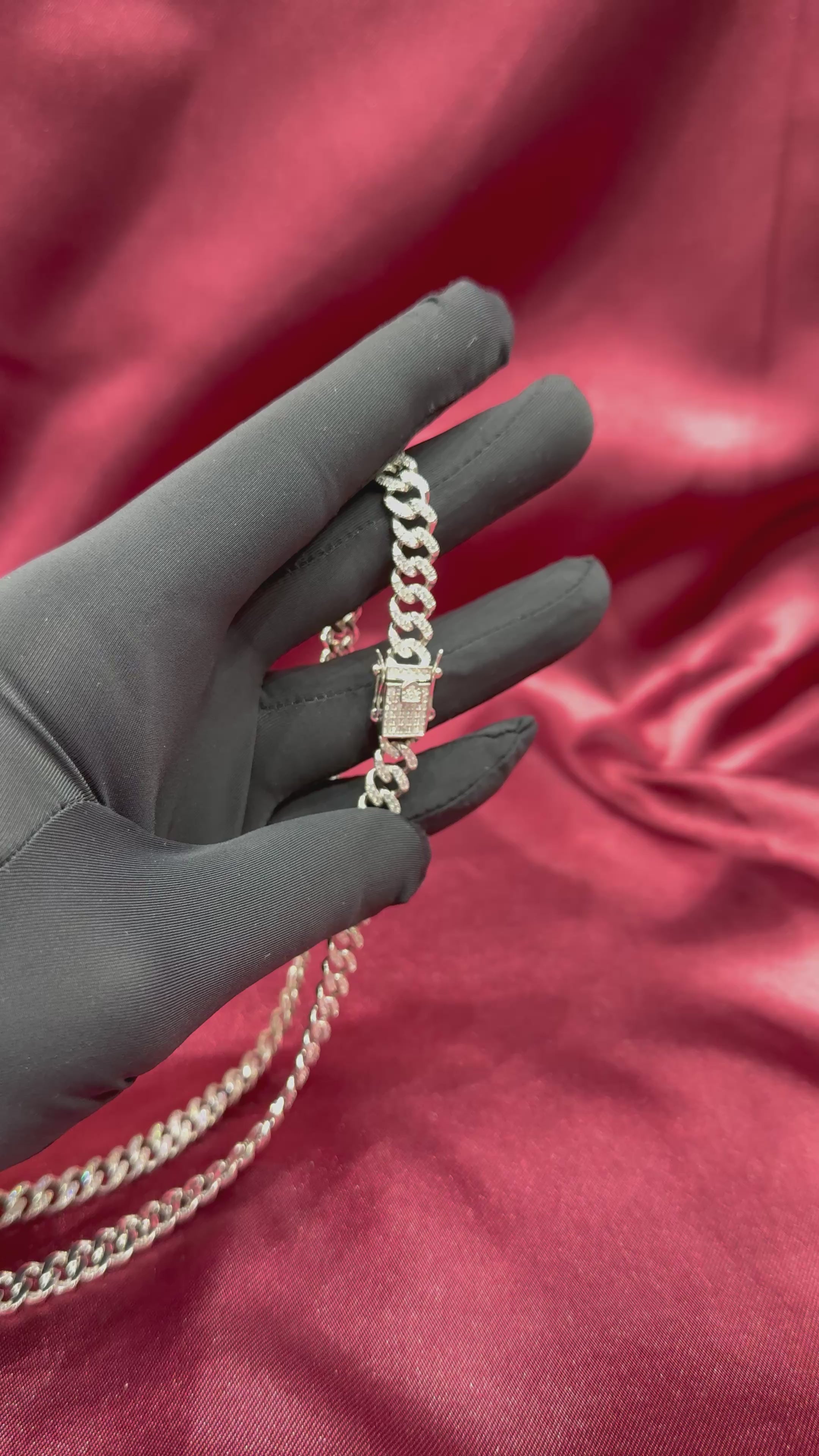 Men’s silver iced out silver 925 chain with CZ diamonds (8mm)