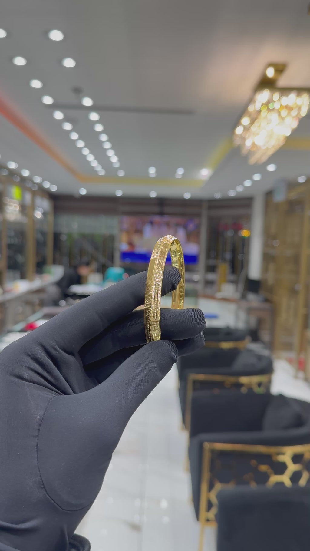 22k Men’s Gold CNC Kara